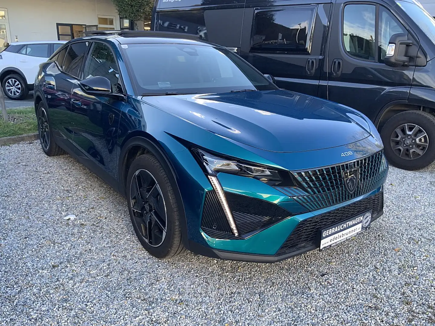 Peugeot 408 PHEV 180 e-EAT8 GT Blau - 2