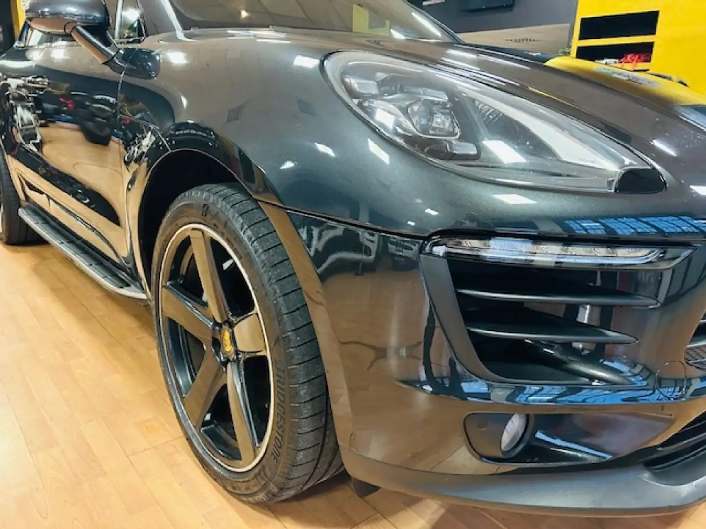 Porsche Macan 3.0 S Diesel Panoramic/Sospensioni Gris - 2