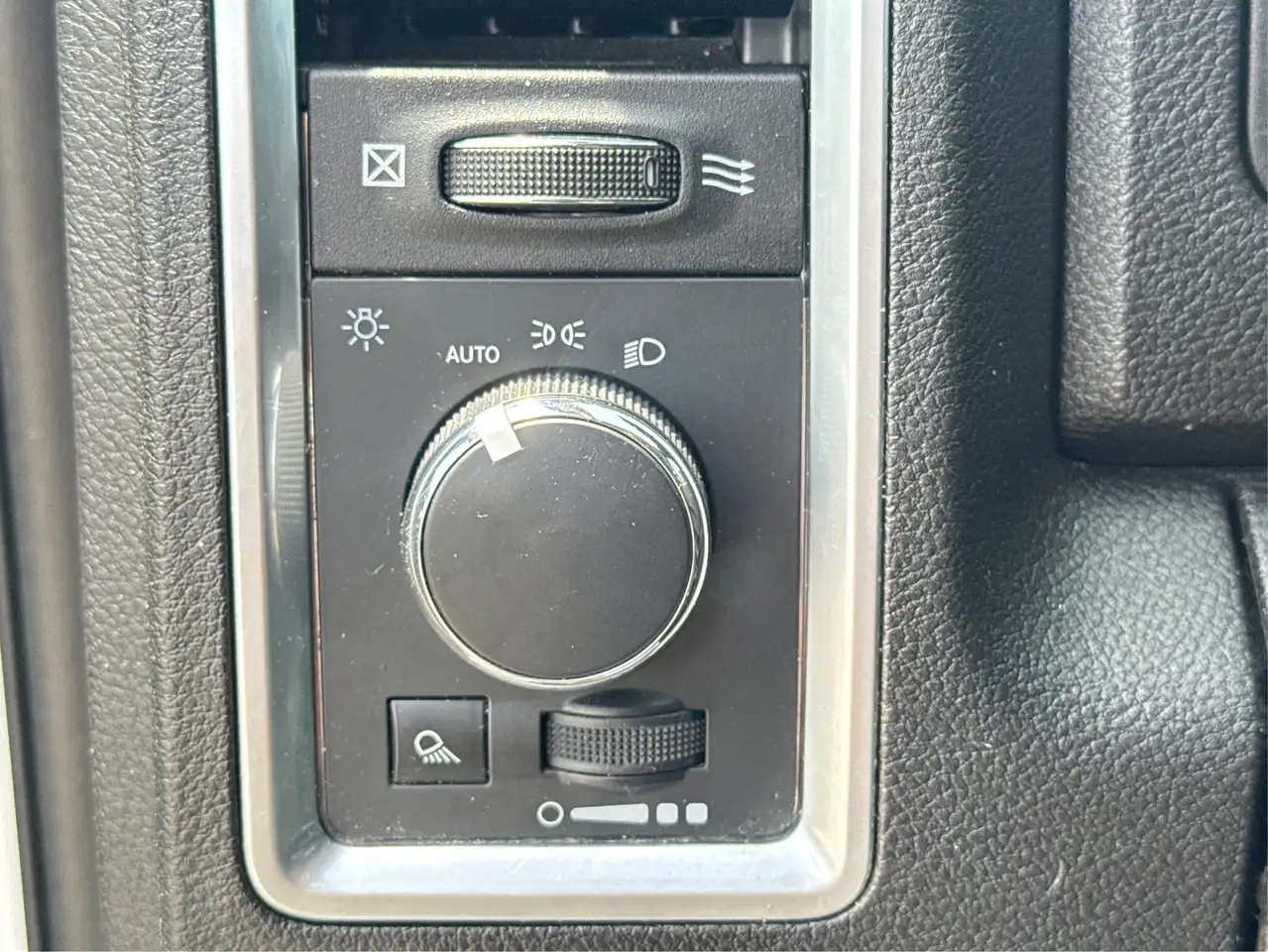 RAM 1500 photo RAM 1500