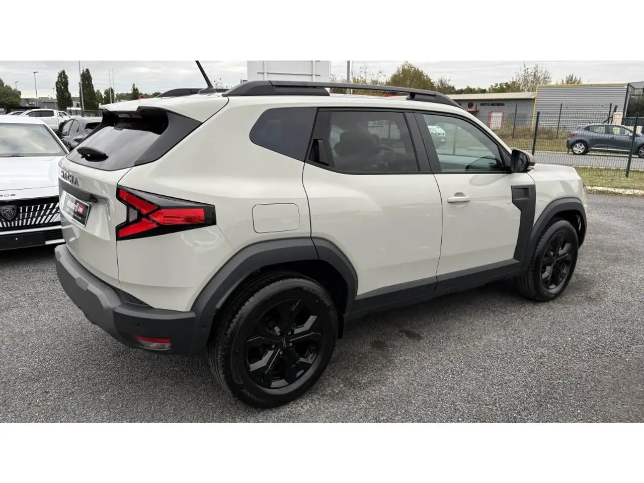 Dacia Duster — photo 3