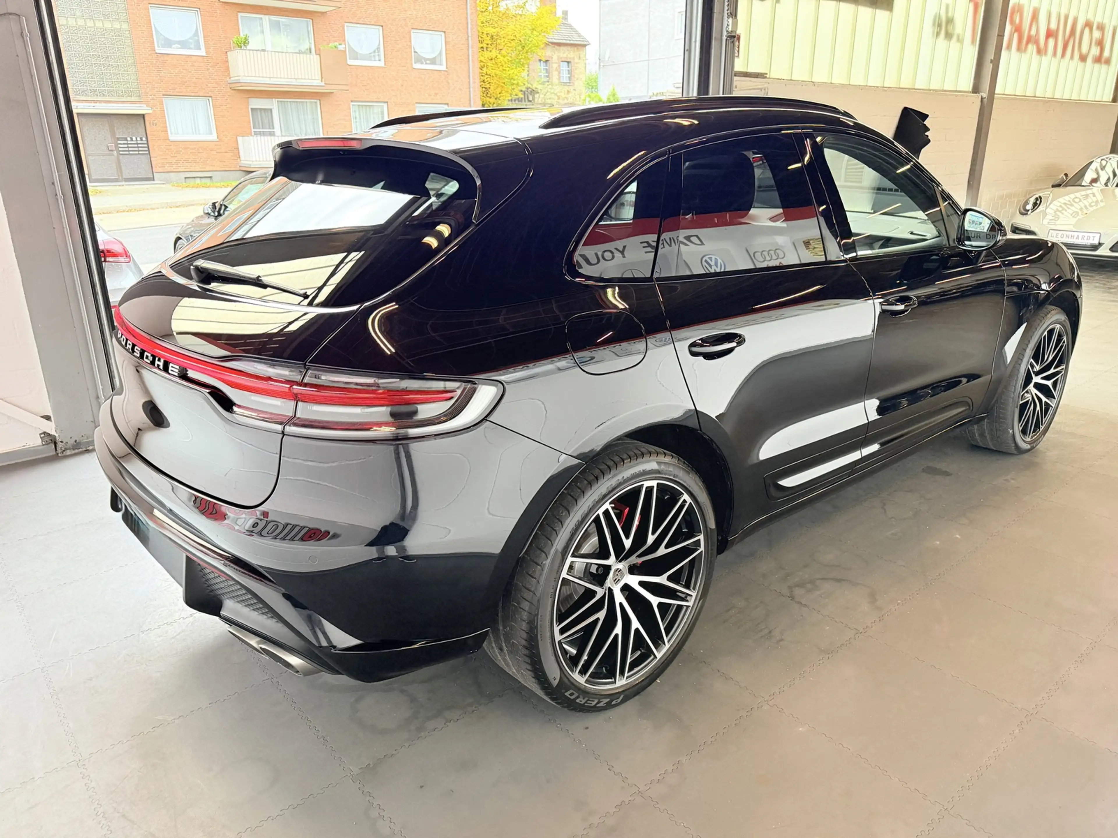 Porsche Macan S *Sport-Chrono*Pano*21-Zoll*black*black* — photo 4