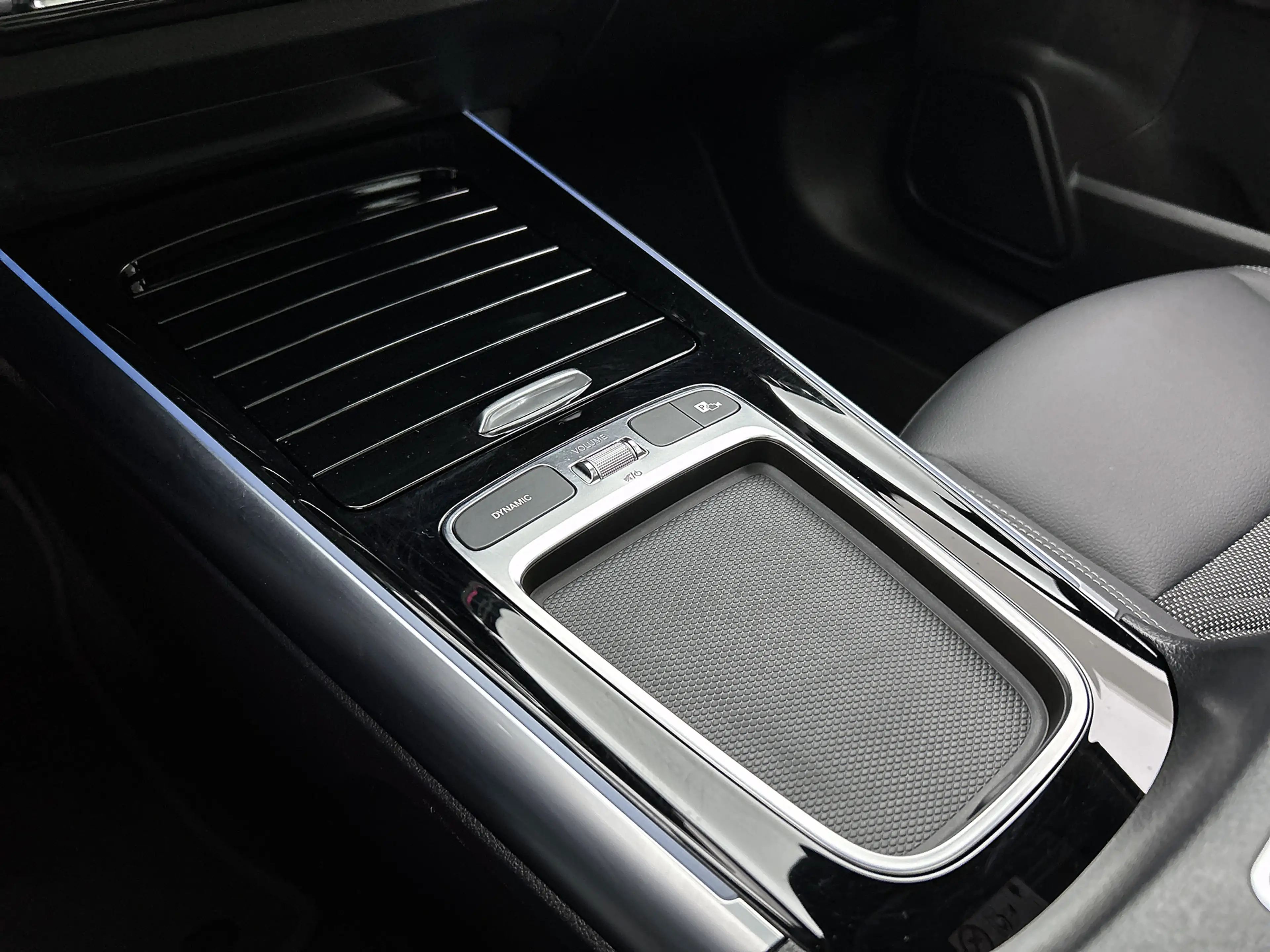 Mercedes-Benz EQA 250 250+ Business Line 71 kWh Panorama Schuif-Kantelda — photo 12