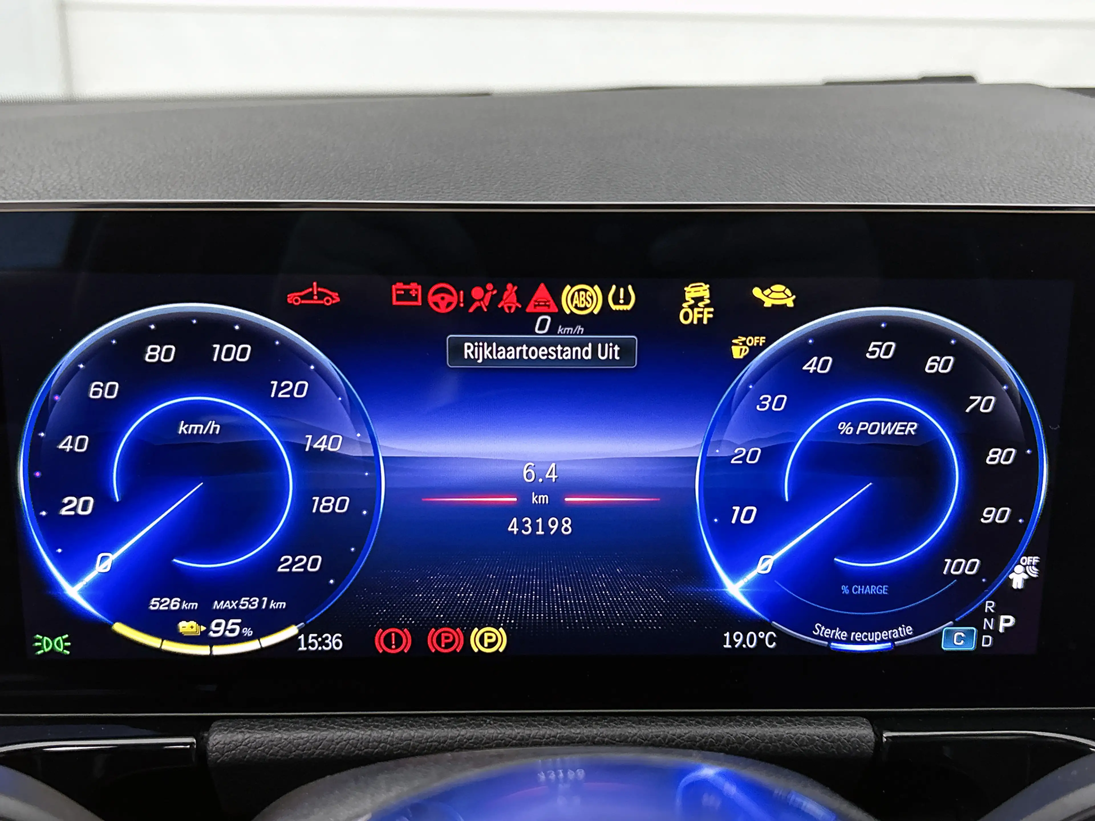 Mercedes-Benz EQA 250 250+ Business Line 71 kWh Panorama Schuif-Kantelda — photo 6