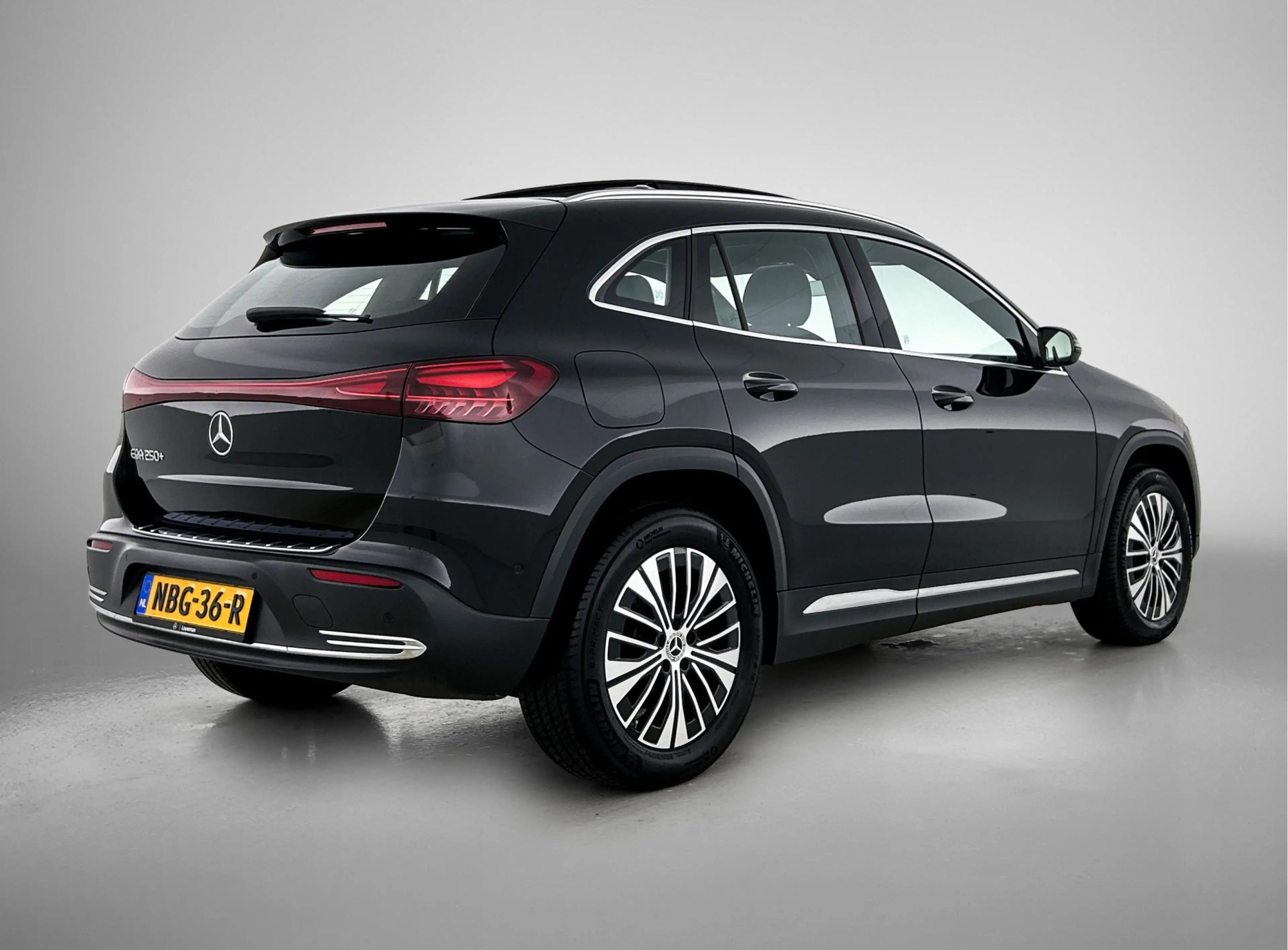 Mercedes-Benz EQA 250 250+ Business Line 71 kWh Panorama Schuif-Kantelda — photo 2