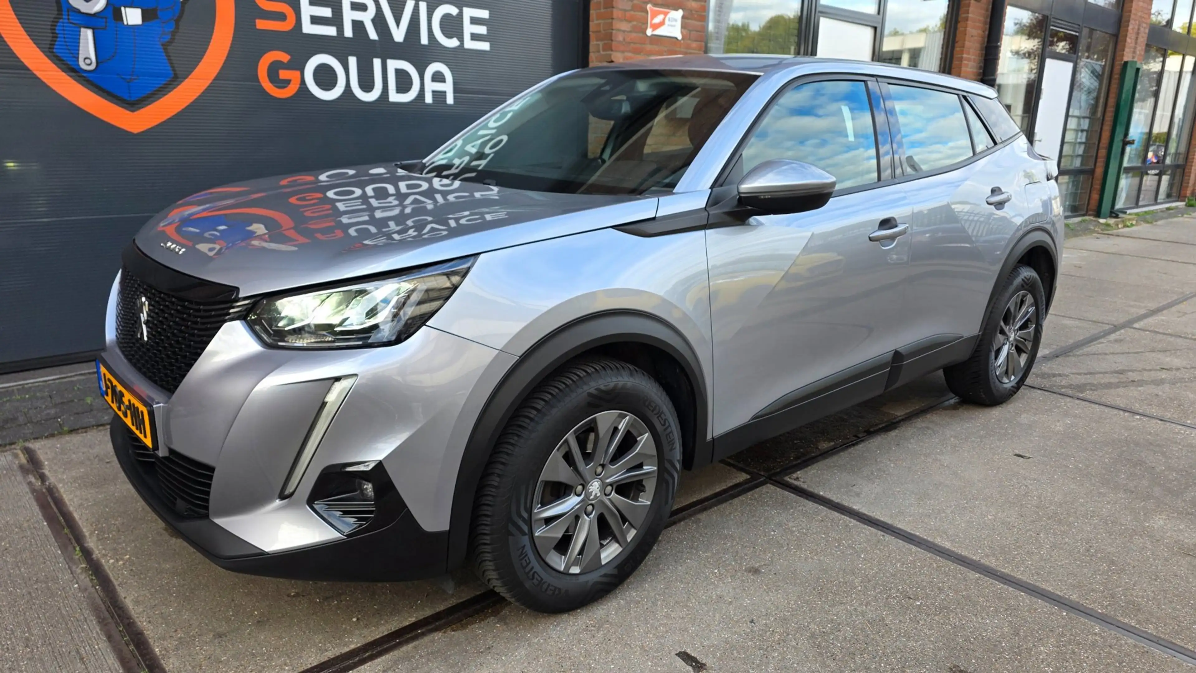Peugeot 2008 1.2 PureTech Blue Lease Active l groot scherm l — photo 8