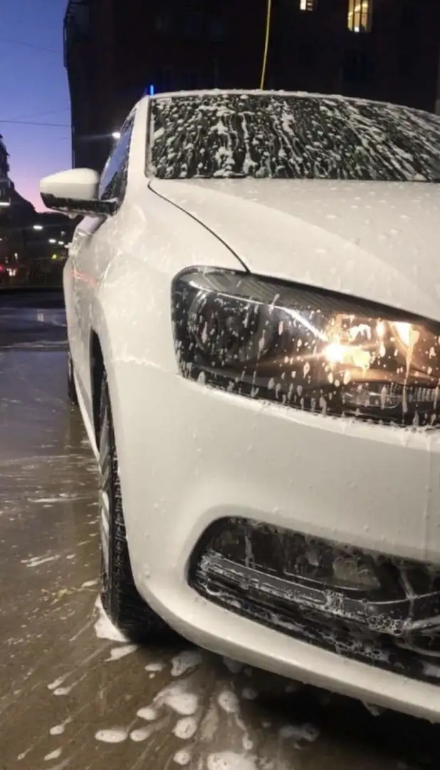 Volkswagen Polo Polo Trendline 1,4 TDI Weiß - 2