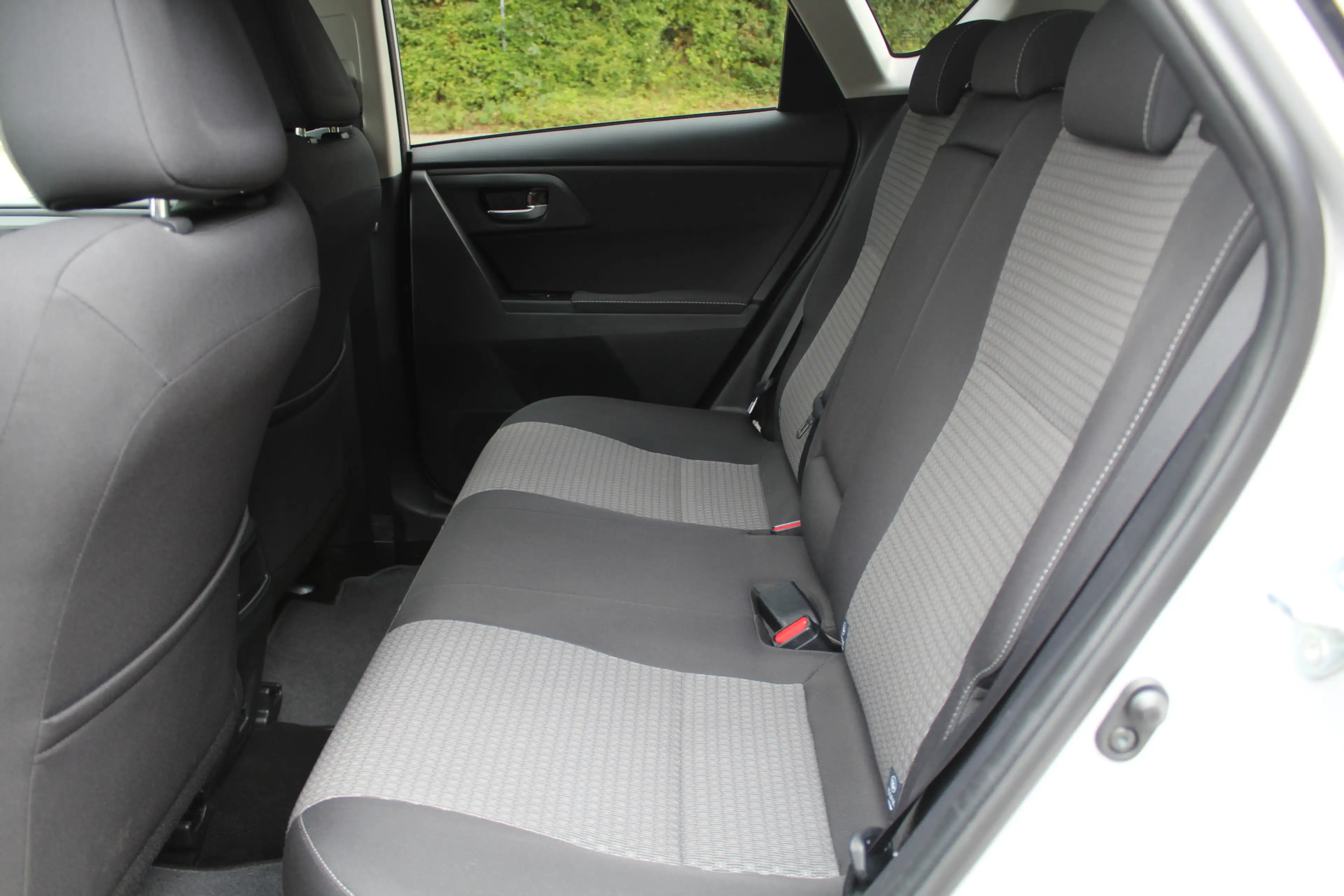 Toyota Auris 1.8 Hybrid Energy Plus Rijklaar | Keyless | Sensor — photo 11