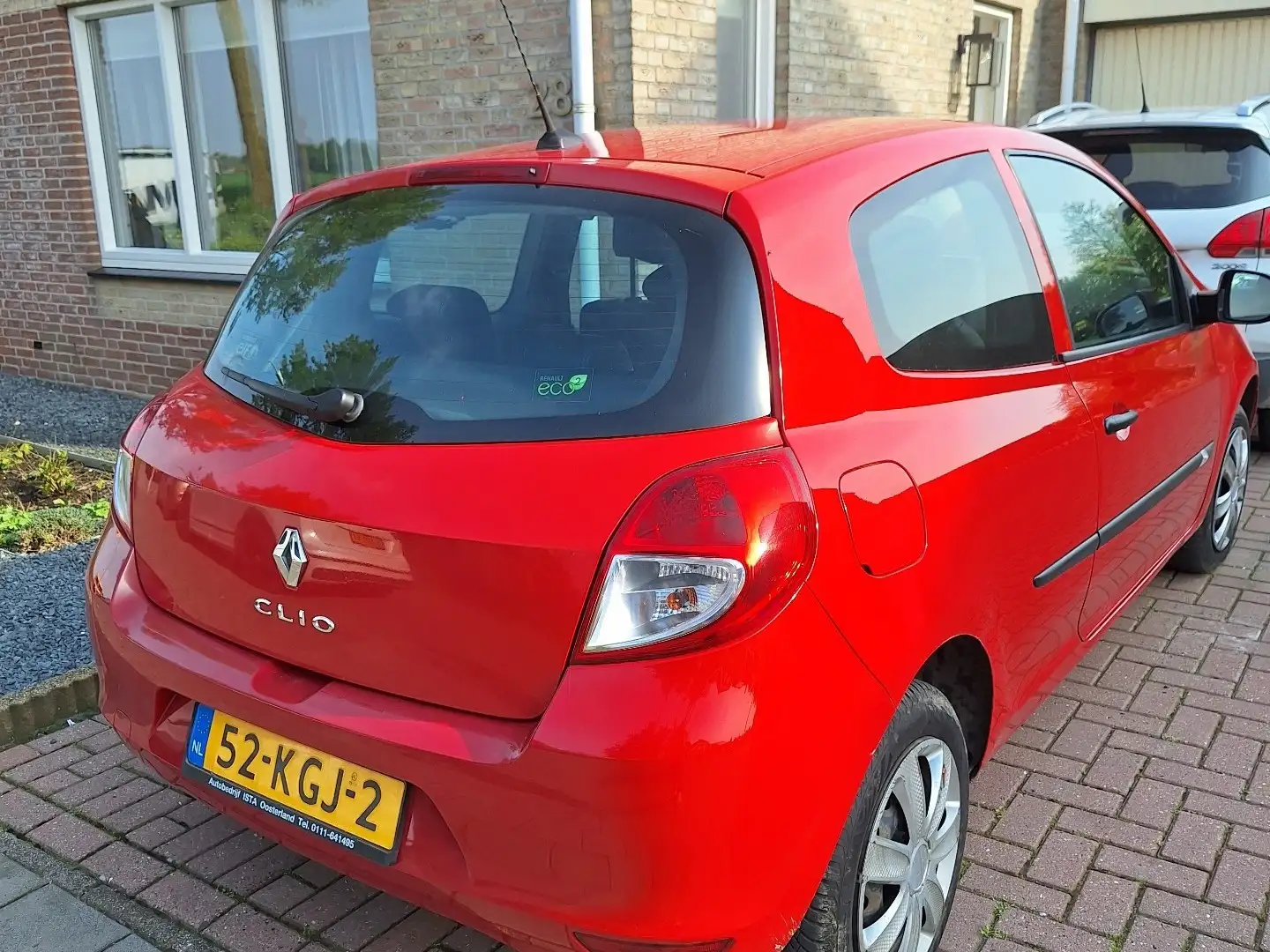 Renault Clio 1.2 Special Line Rood - 2
