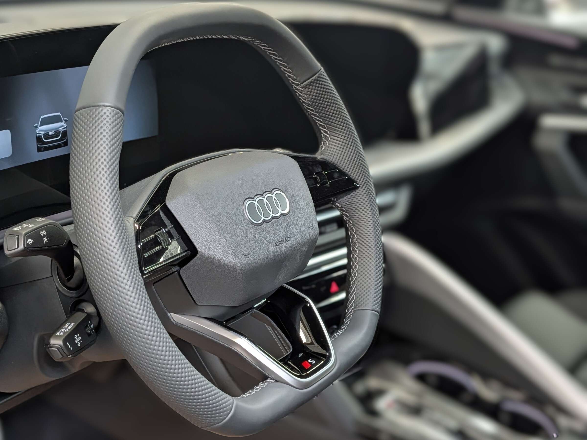 2026 Audi Q5 2.0T thumb 9
