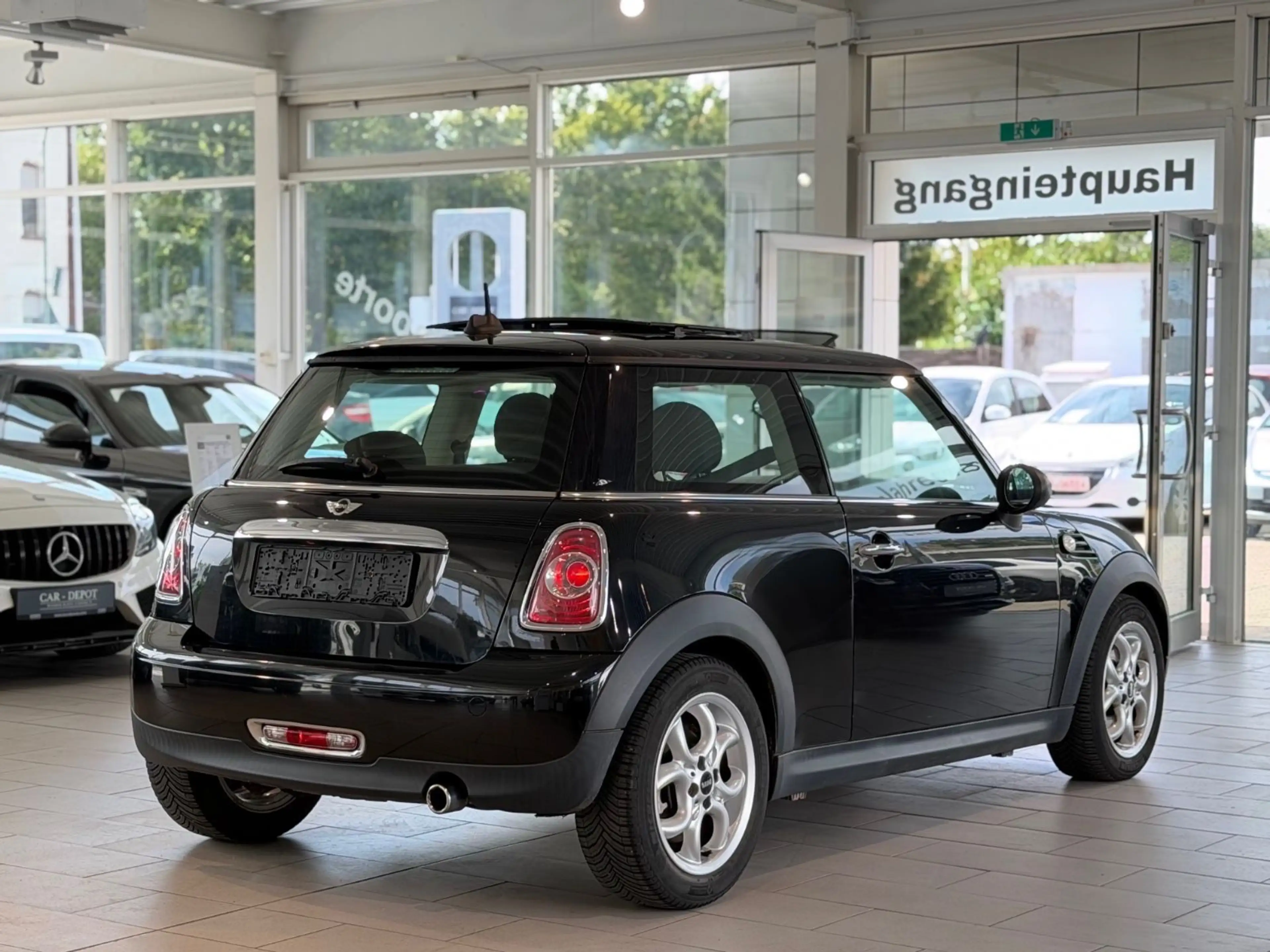 MINI One Mini One*KLIMAAUT.*NAVI*SHZ*BLUET.*S-DACH* — photo 5