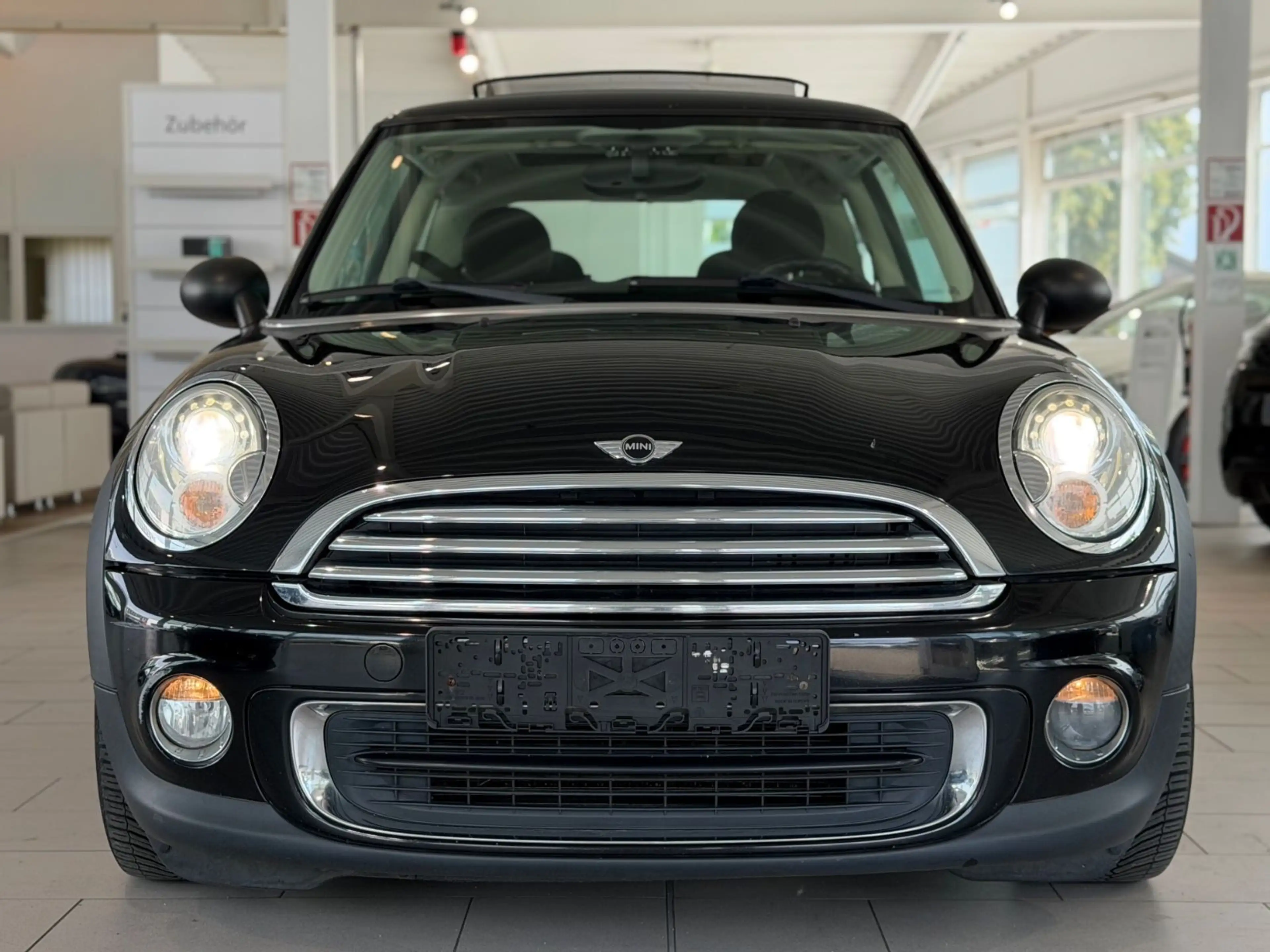 MINI One Mini One*KLIMAAUT.*NAVI*SHZ*BLUET.*S-DACH* — photo 9