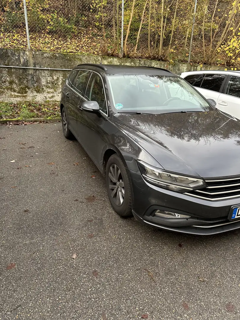 Volkswagen Passat Variant - 1