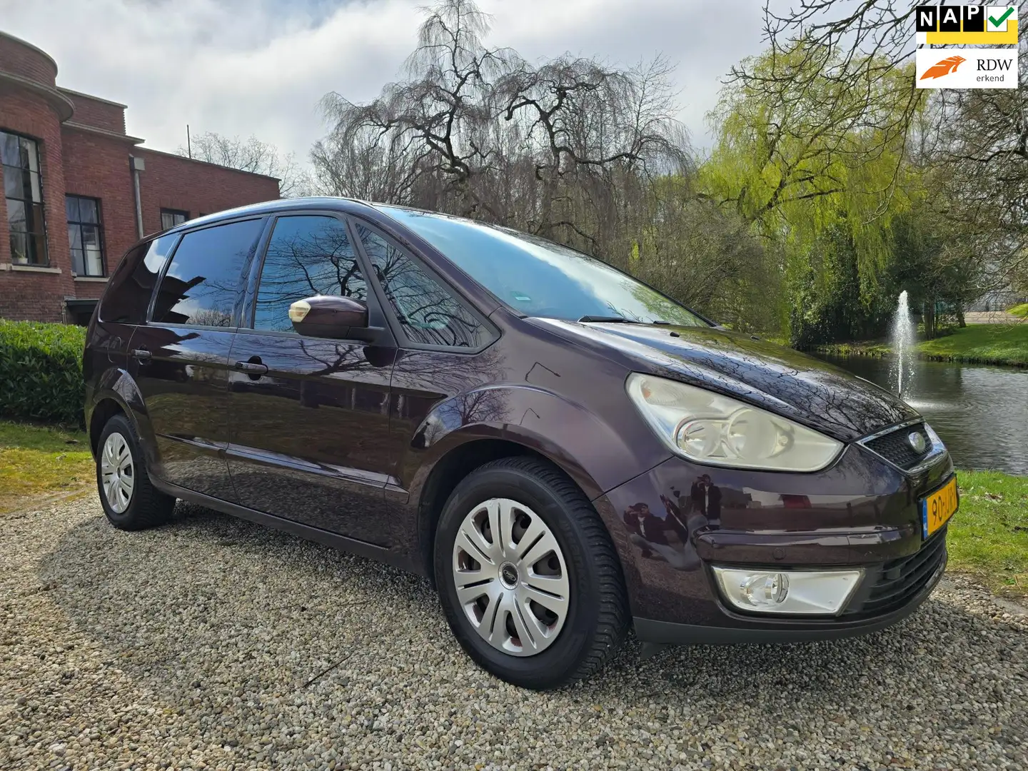 Ford Galaxy 2.0-16V Airco 7-persoons *apk:11-2026* Fialová - 1