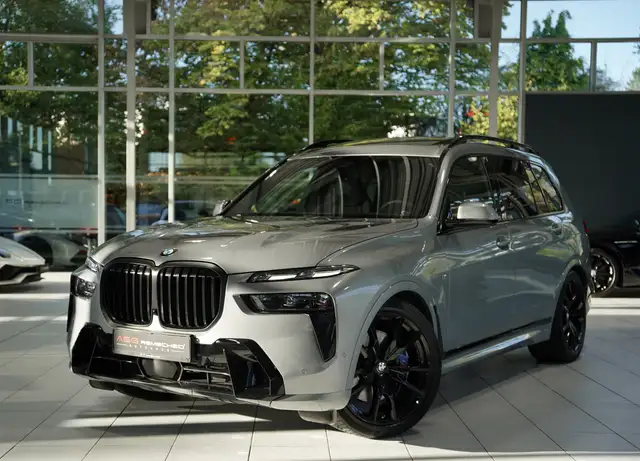 Bmw X7 xD 40 d M Sport Pro*22 *SkyLounge *6 Sitze