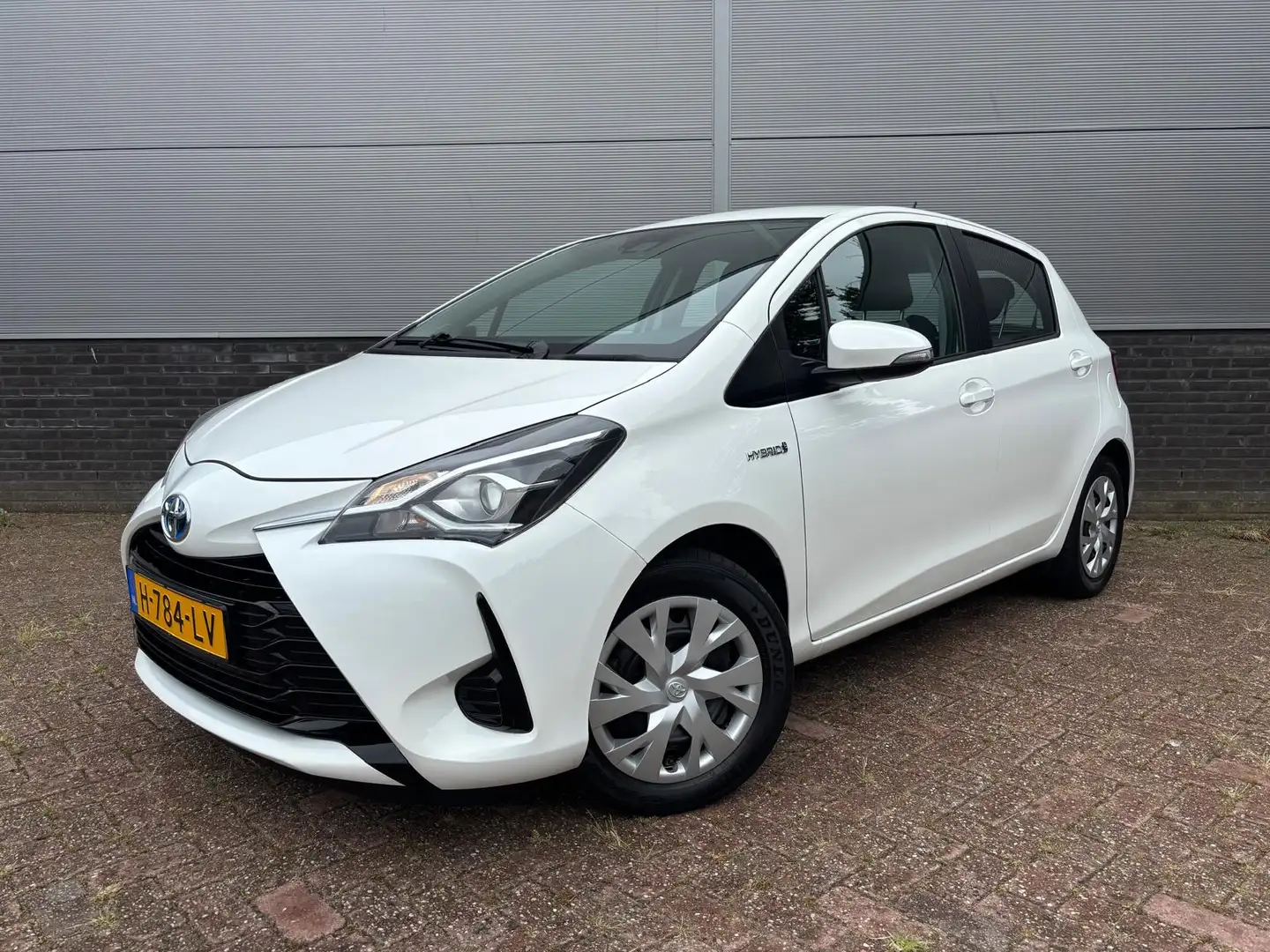 Toyota Yaris 1.5 Hybrid Active Parkeersensoren achter Wit - 1