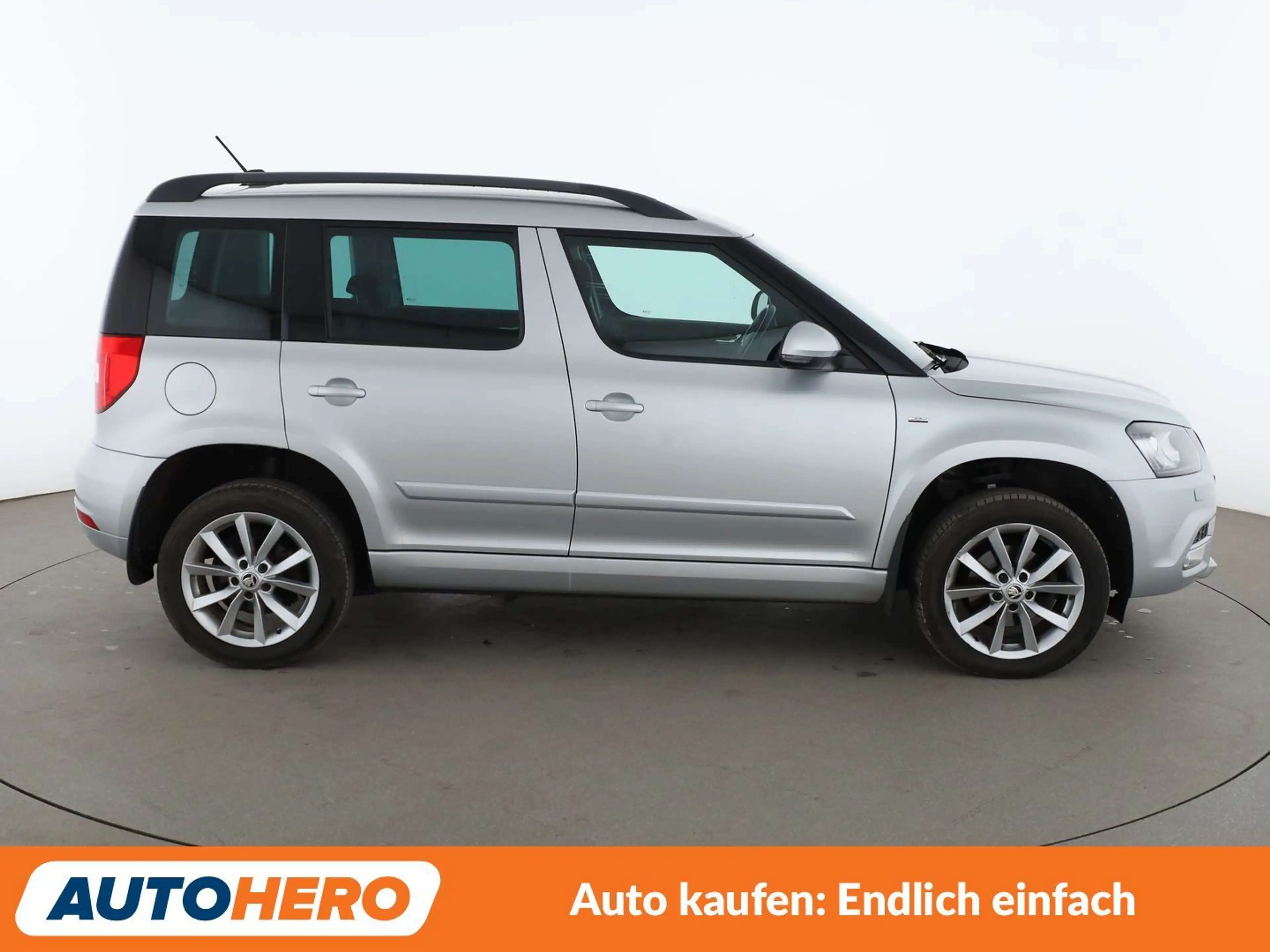 Skoda Yeti 2.0 TDI Joy 4x4 Aut.*NAVI*XENON*TEMPO*PDC*SHZ* — photo 7