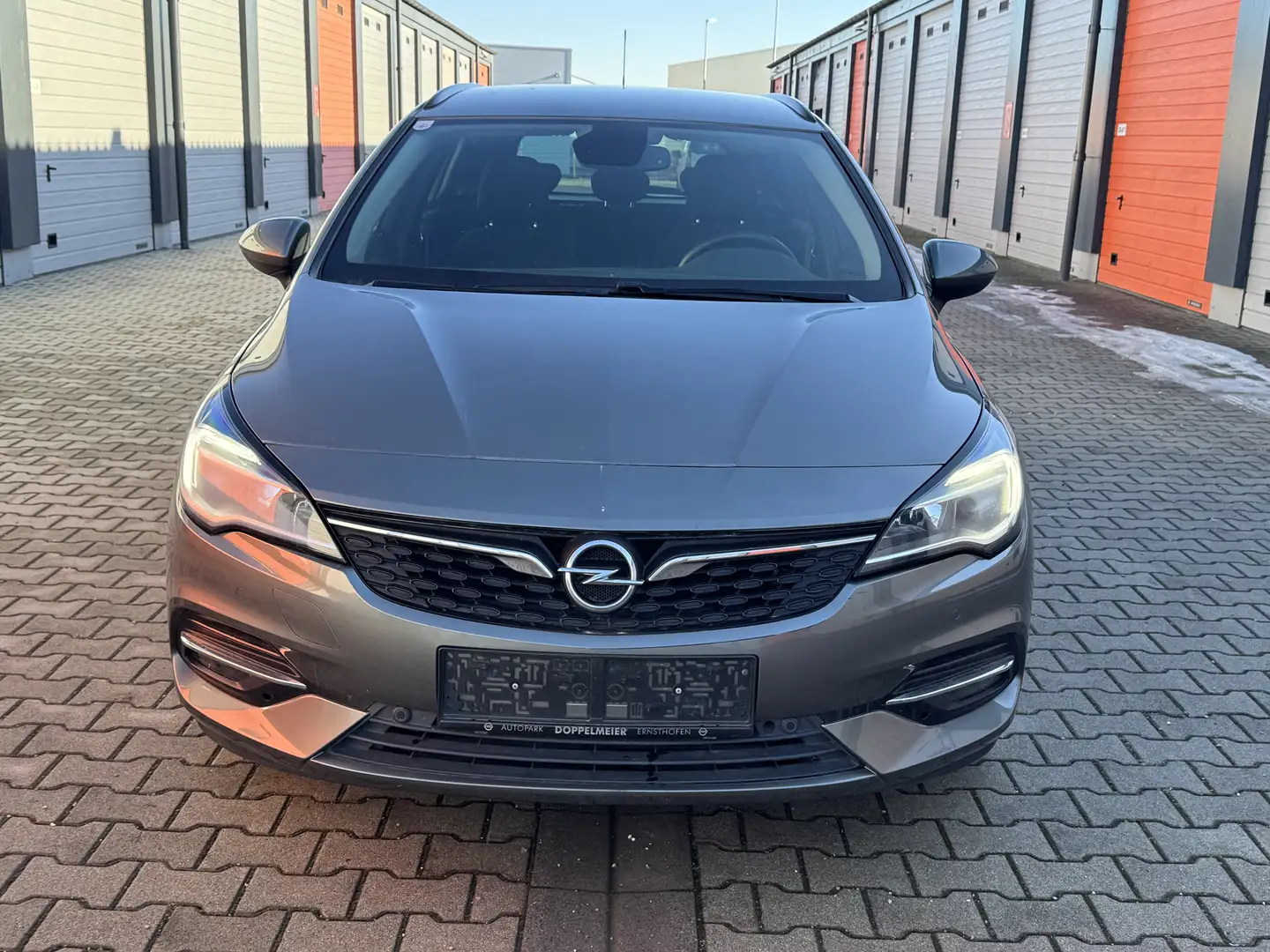 Opel Astra Basis Start/Stop Grau - 1