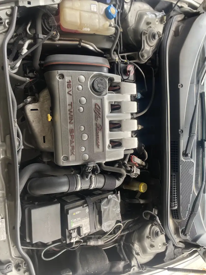 Alfa Romeo 147 5p 1.6 ts 16v Progression 105cv - 2