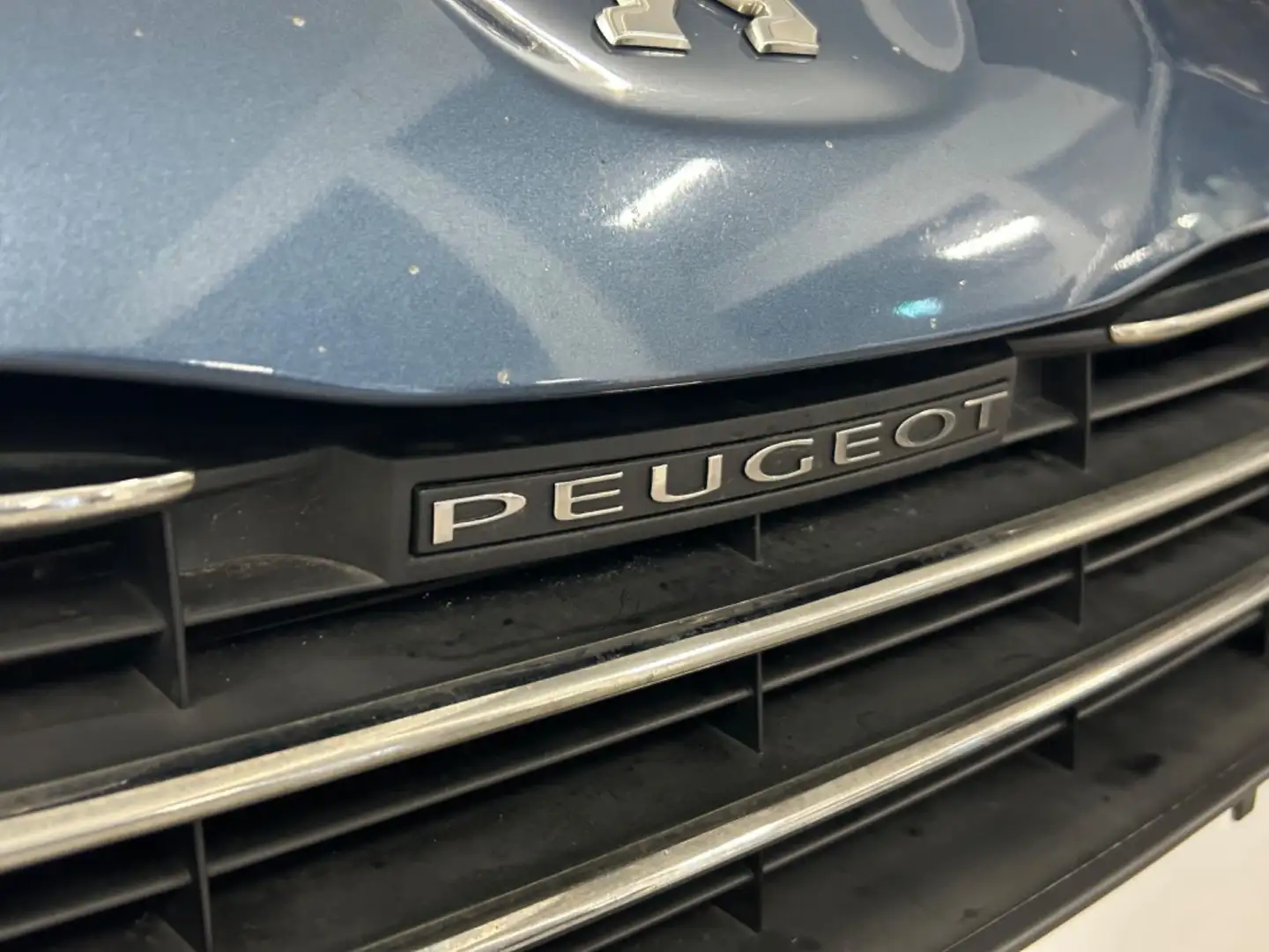 Peugeot 301 *Automatik* Niebieski - 2