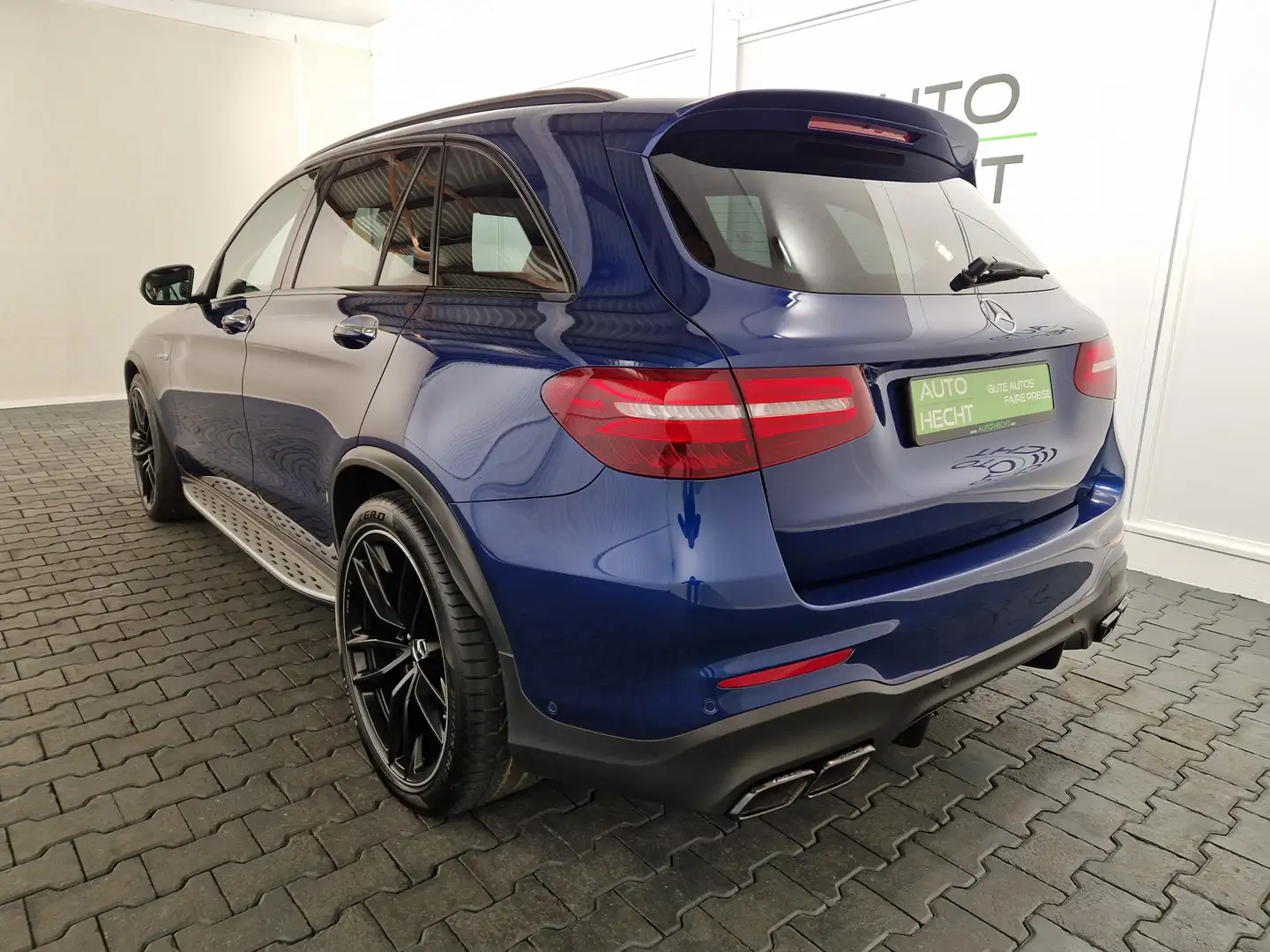 Mercedes-Benz GLC 63 AMG 4Matic+ ACC, 360°, AHK, 21 Zoll, Pano Blau - 2