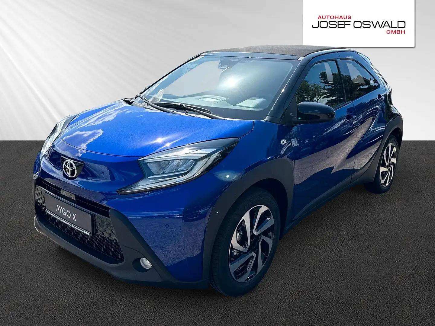 Toyota Aygo X Teamplayer AIR Blau - 1