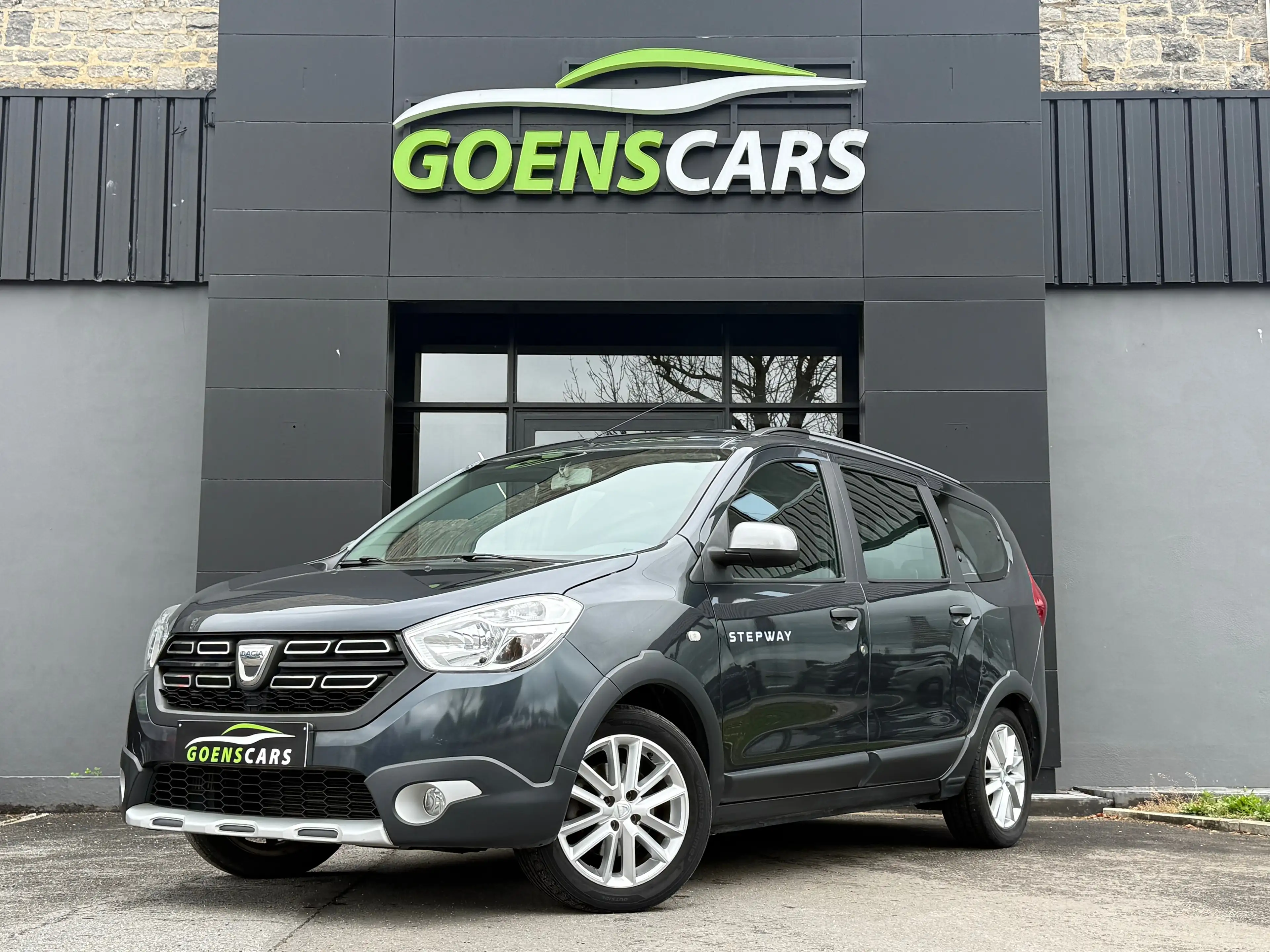 Dacia Lodgy Lodgy Stepway 1.2 TCe Urban Explorer 7pl.