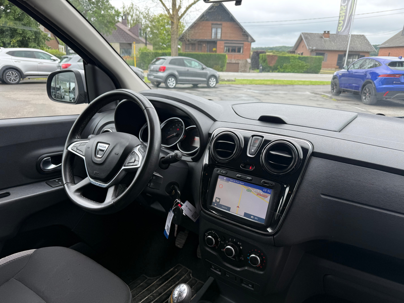 Dacia Lodgy Lodgy Stepway 1.2 TCe Urban Explorer 7pl. — photo 6