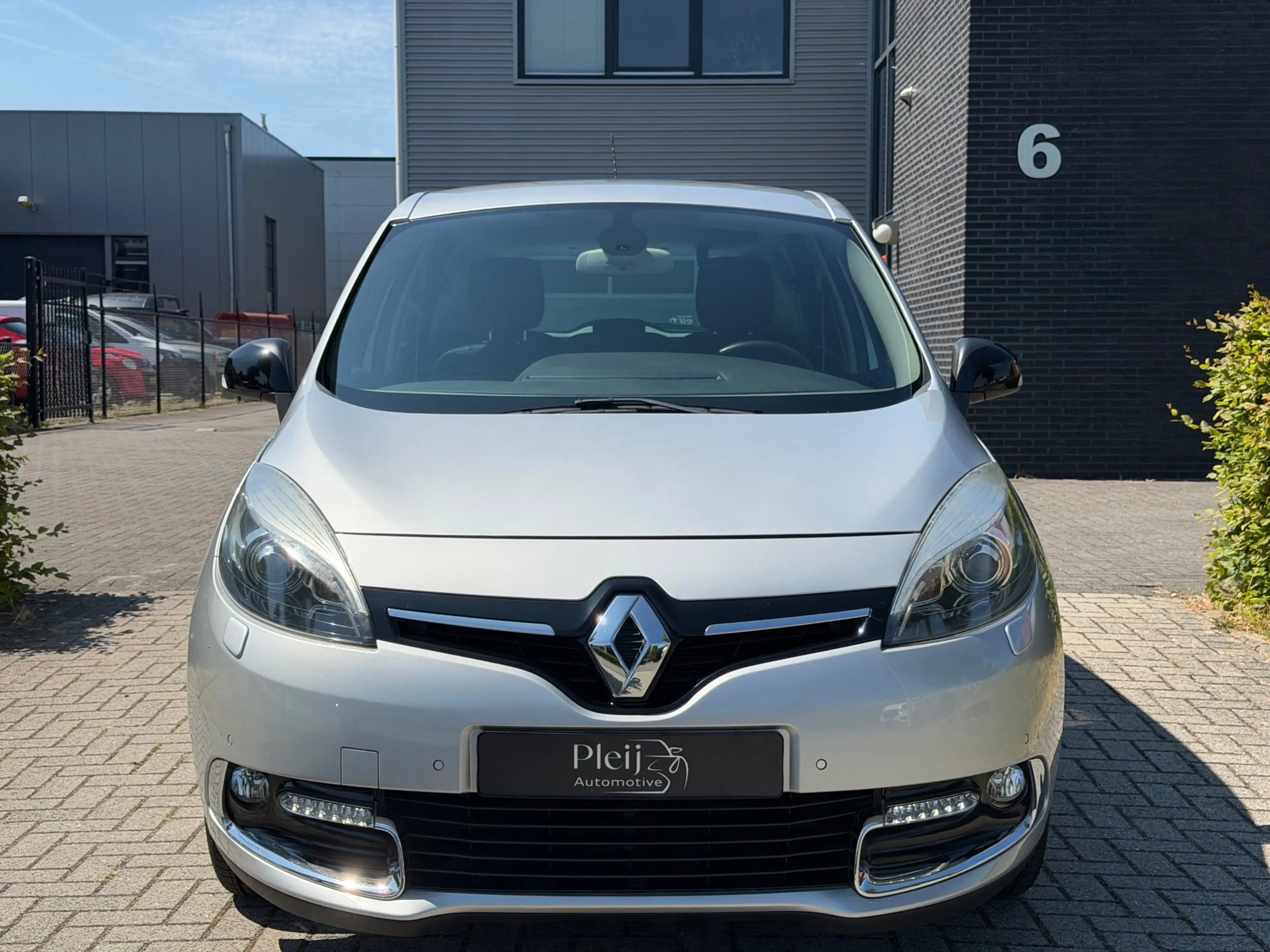 Renault Scenic 1.2 TCe Bose — photo 4