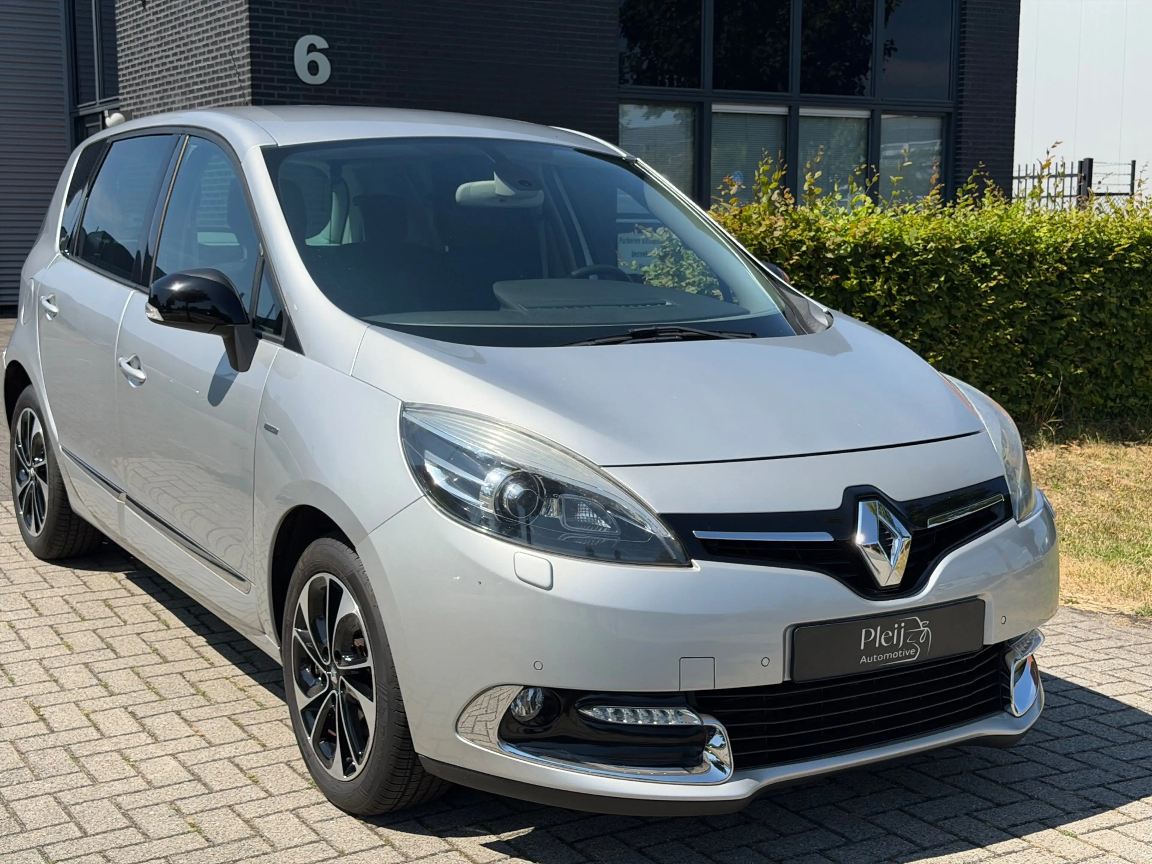 Renault Scenic 1.2 TCe Bose — photo 5