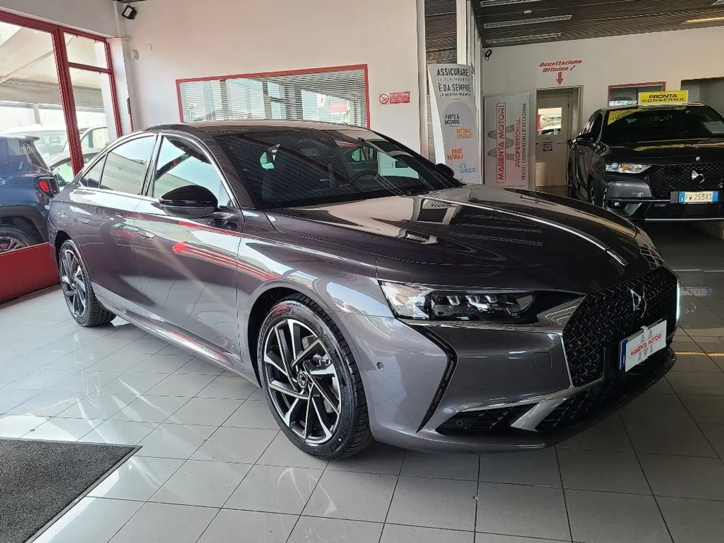 DS Automobiles DS 9 E-Tense 250 Rivoli+ Gris - 1