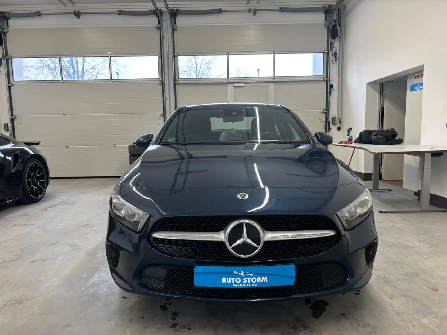 Mercedes-Benz A 180 d Style Limousine*LED*FLA*SpurH*R-KAM*1-HA* LM PDC Blau - 2