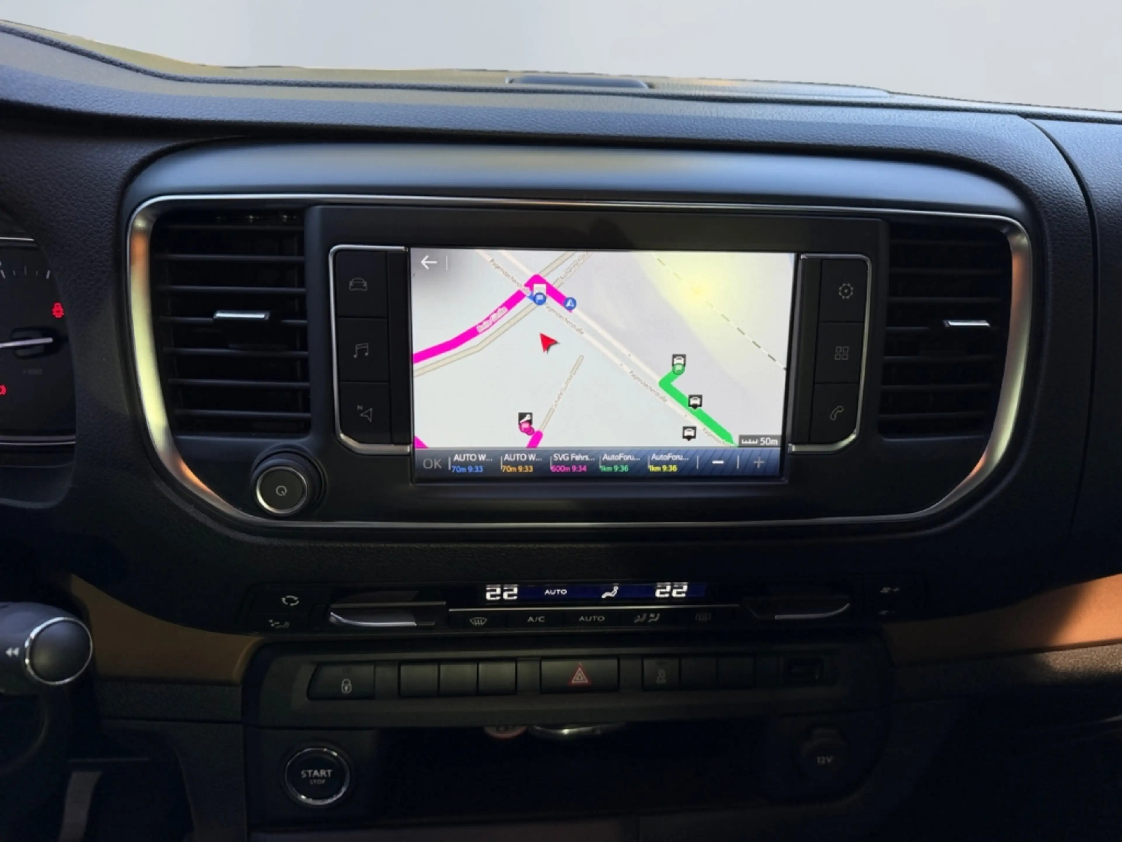 Toyota Proace Verso 2.0 D L1 Family Comfort *AHK*Pano* — photo 15