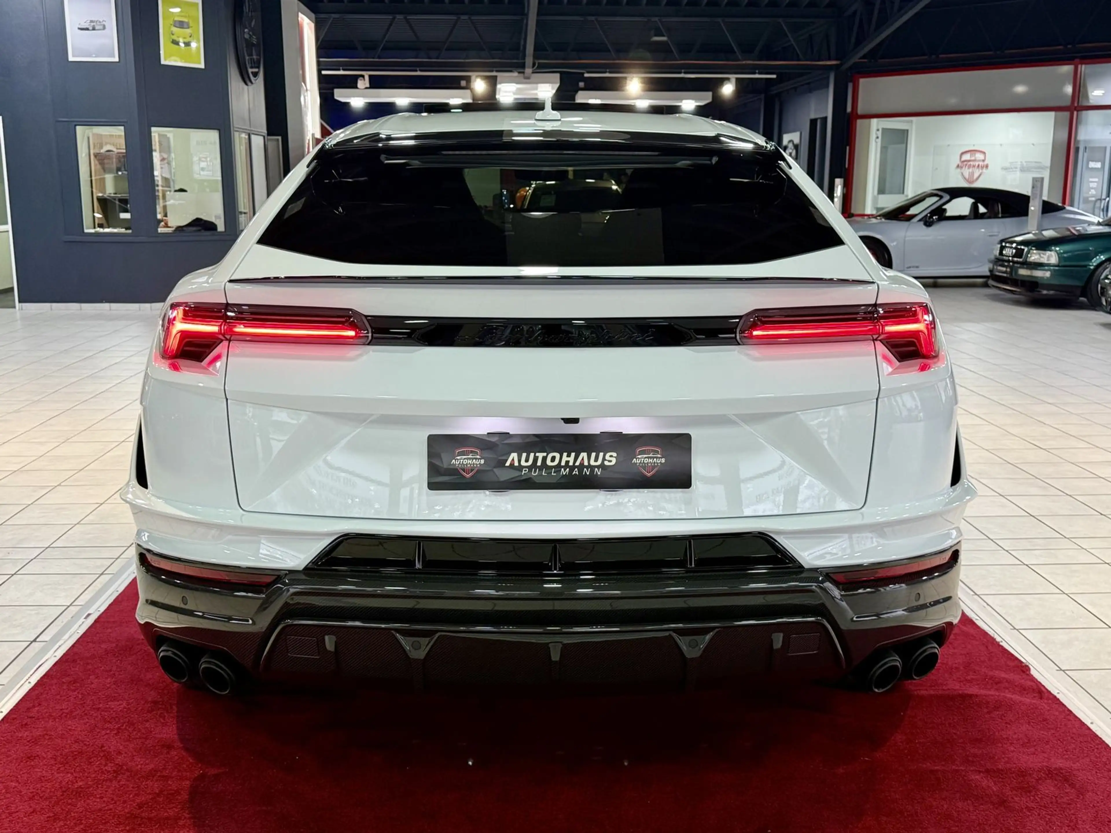 Lamborghini Urus Performante*FULLCARBON*ALCANTARA*KERAMIK — photo 4