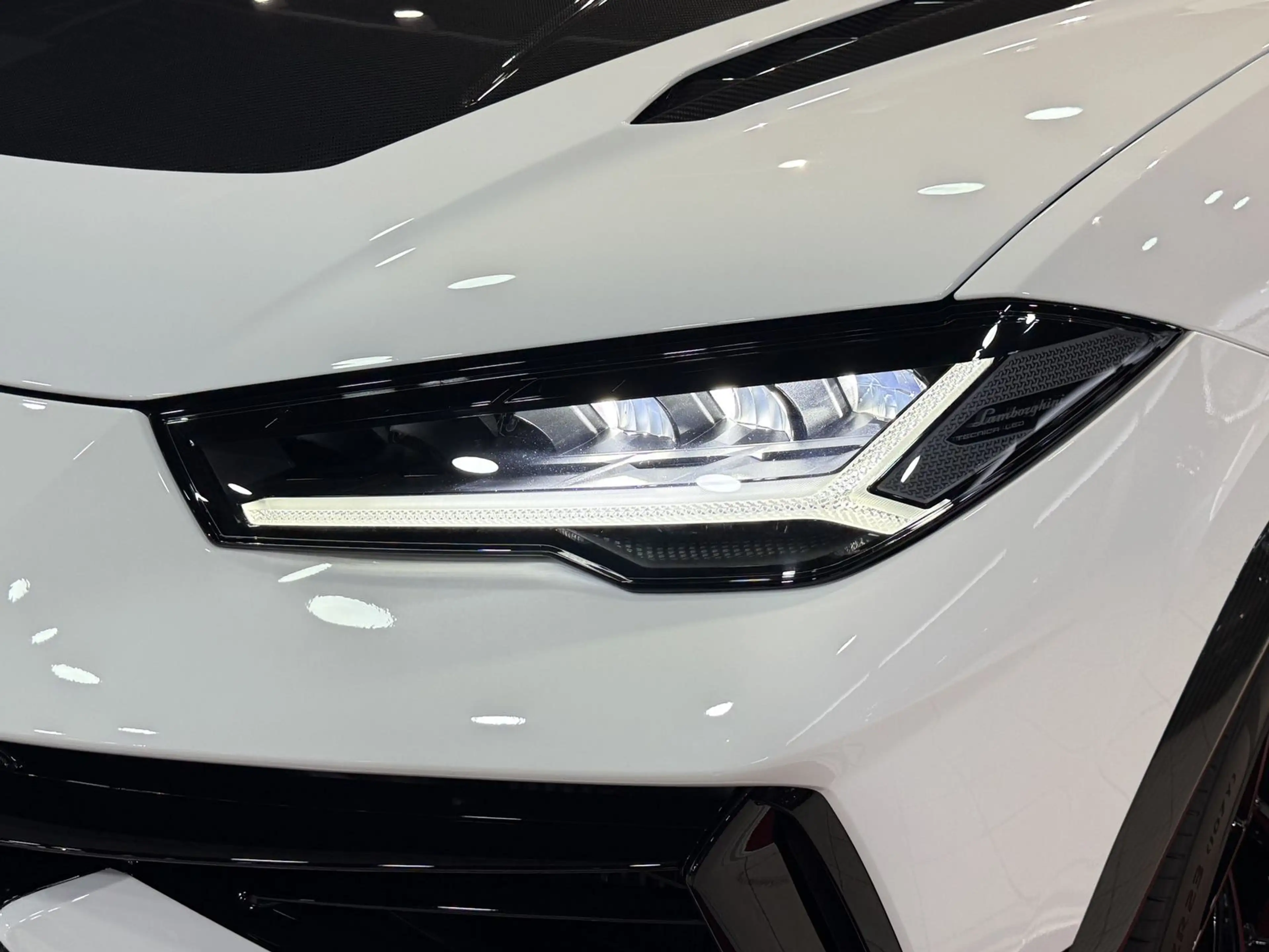 Lamborghini Urus Performante*FULLCARBON*ALCANTARA*KERAMIK — photo 10