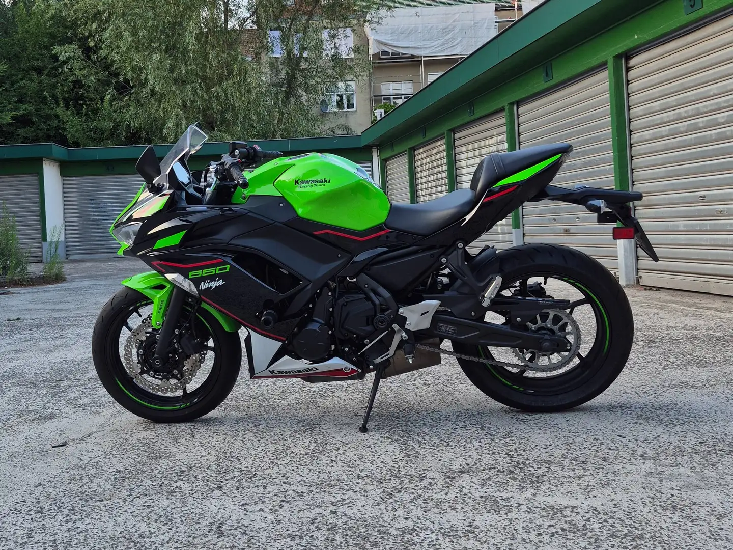 Kawasaki Ninja 650 - 2