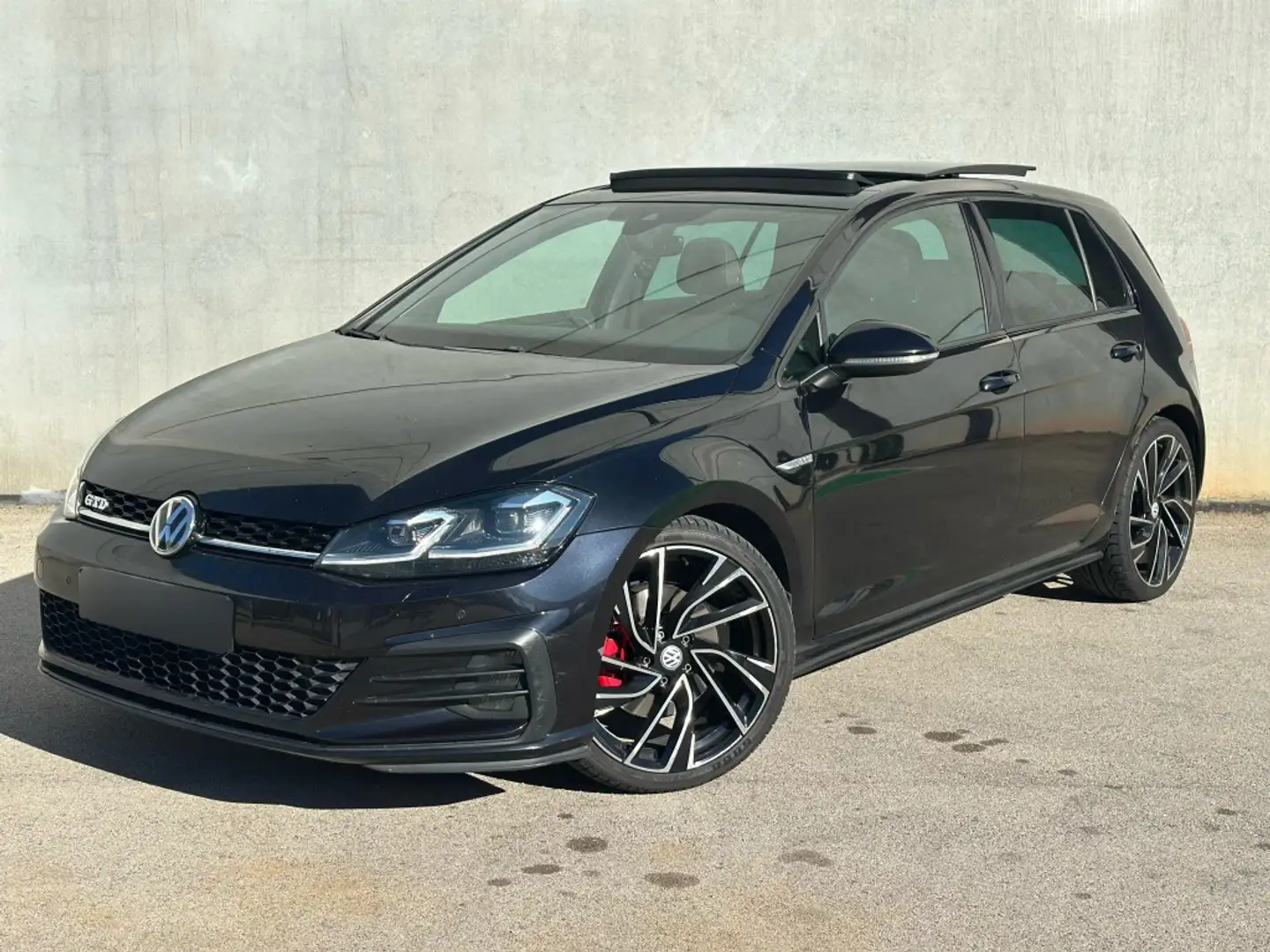 Volkswagen Golf 2.0TDI GTD DSG7 135kW Noir - 1