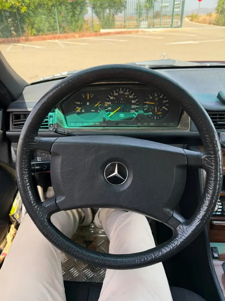 Mercedes-Benz 300D 4Matic, foto 3