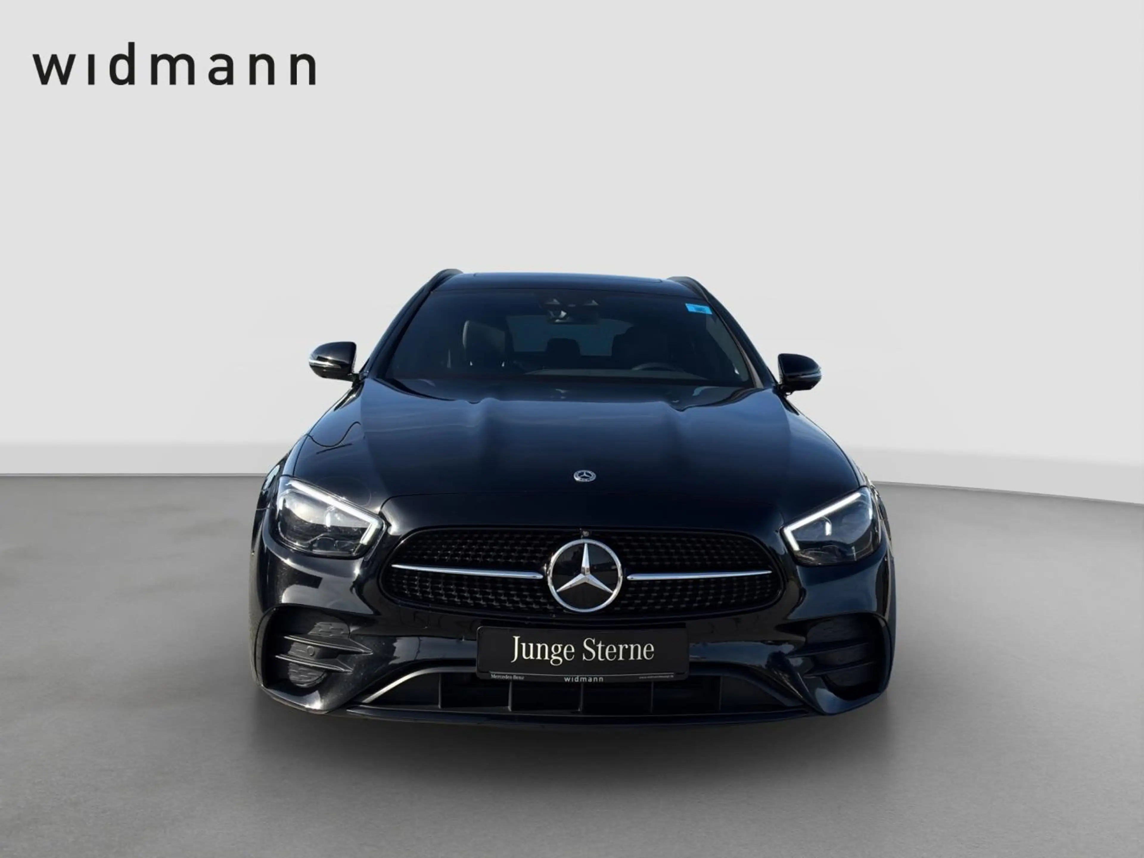 Mercedes-Benz E 450 4M T AMG*Night*Multibeam*AHK*Airmatic*360° — photo 3