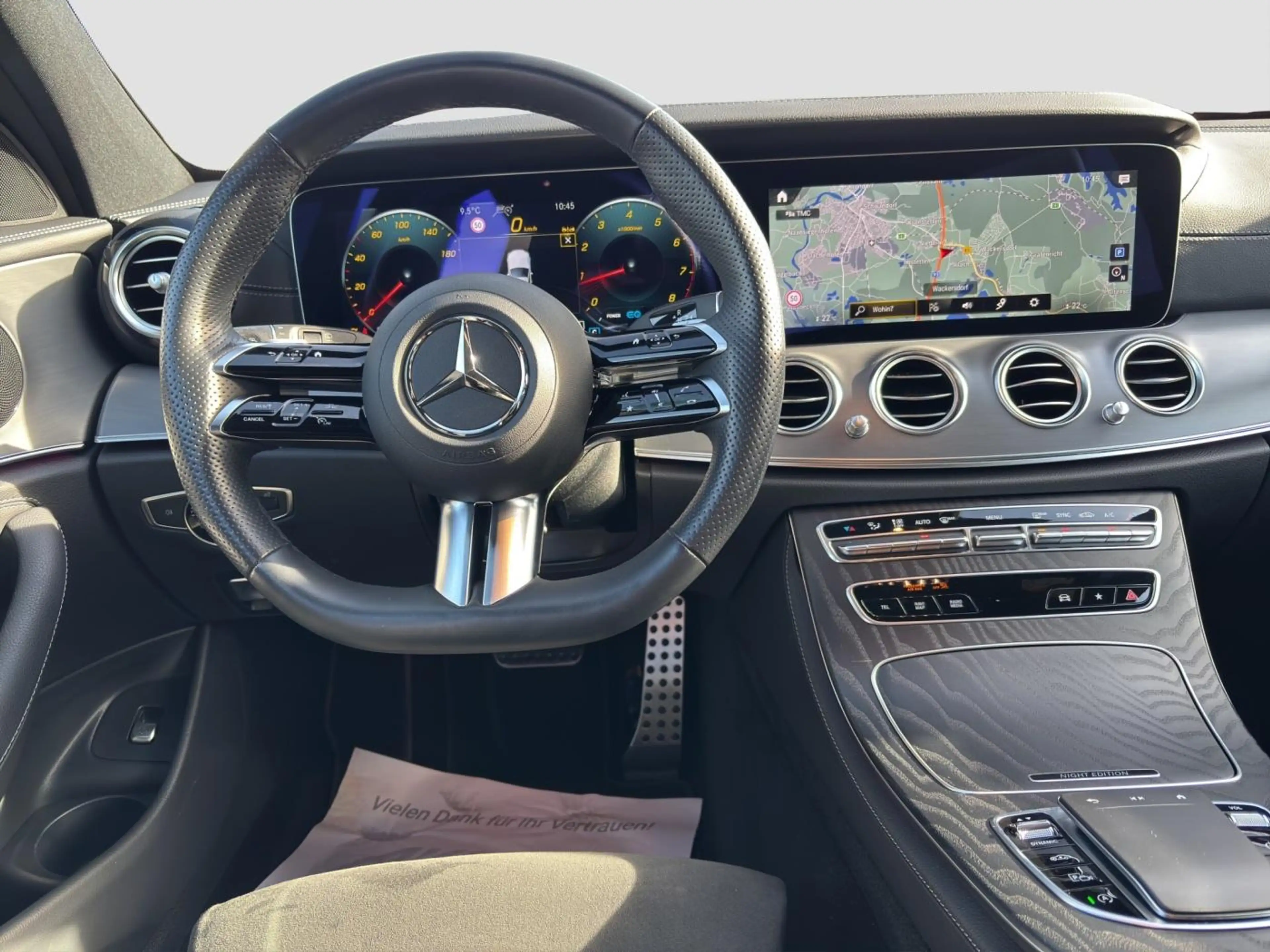 Mercedes-Benz E 450 4M T AMG*Night*Multibeam*AHK*Airmatic*360° — photo 9