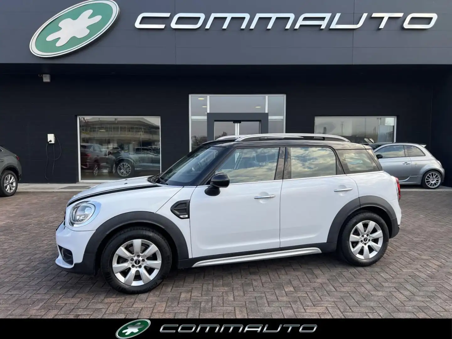 MINI Cooper Countryman 1.5 Cooper 136cv White - 1