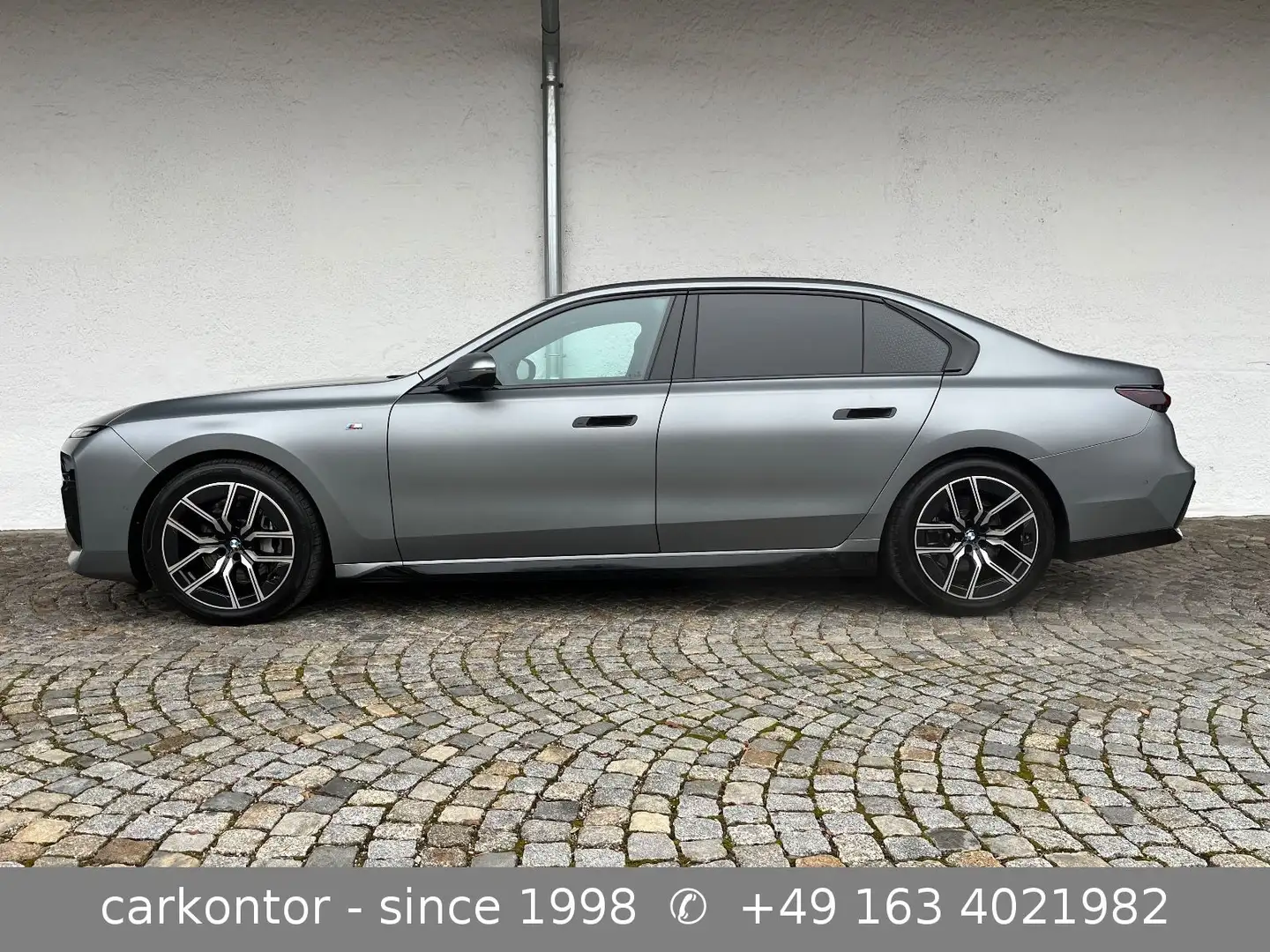 BMW 740 d xDr. *M SPORTPAKET*FROZEN*FOND ENTERTAIN* Gris - 2