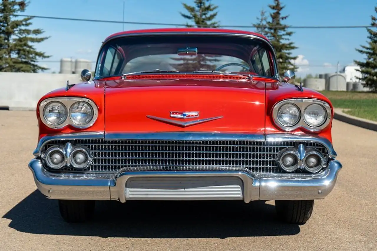 Chevrolet Impala снимка Chevrolet Impala