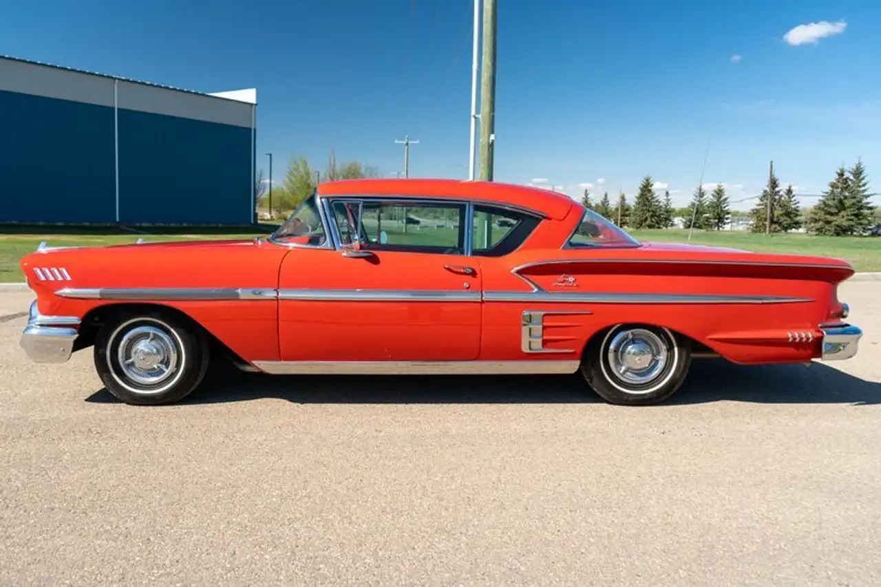 Chevrolet Impala снимка Chevrolet Impala
