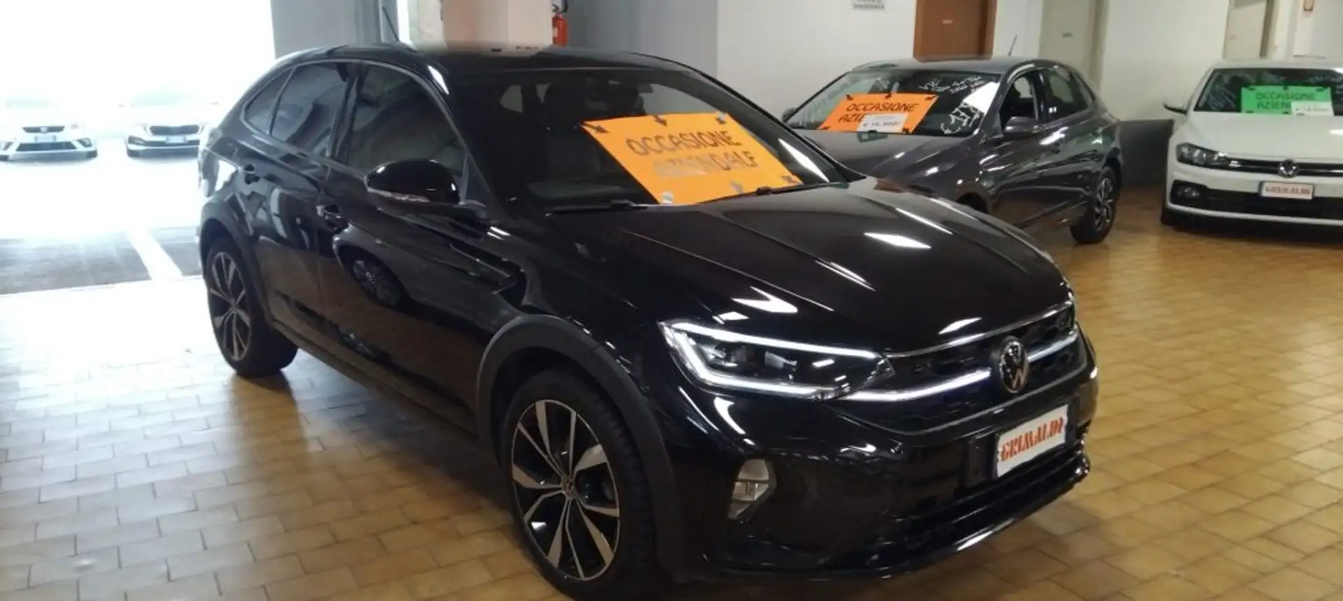 Volkswagen Taigo 1.5 TSI 150 CV DSG R-Line 18" VIDEO Grigio - 1