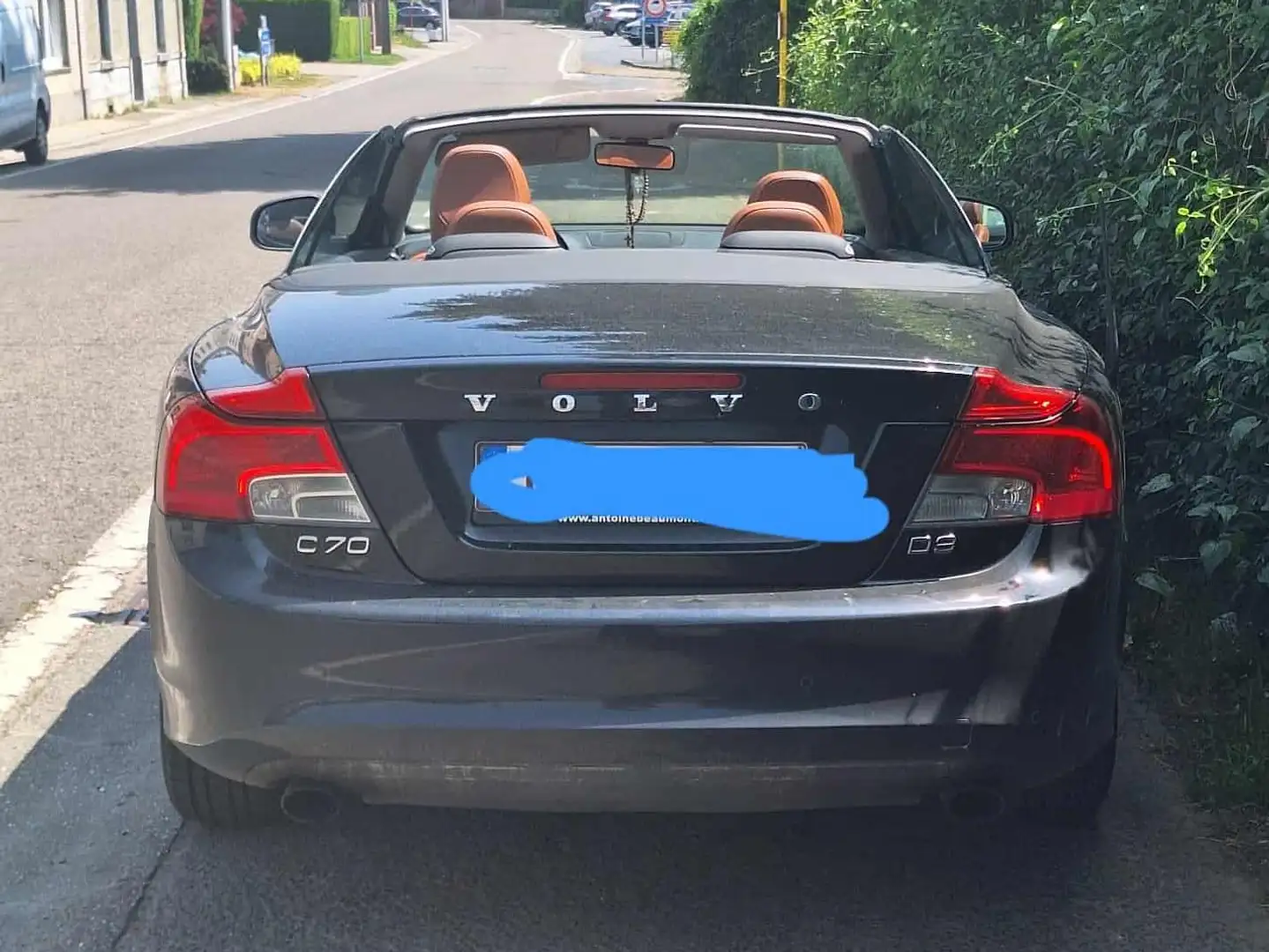 Volvo C70 C70 Cabriolet 2.0 D Momentum Zwart - 2