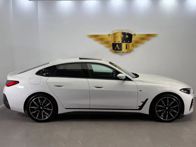 BMW 4 Series view 8