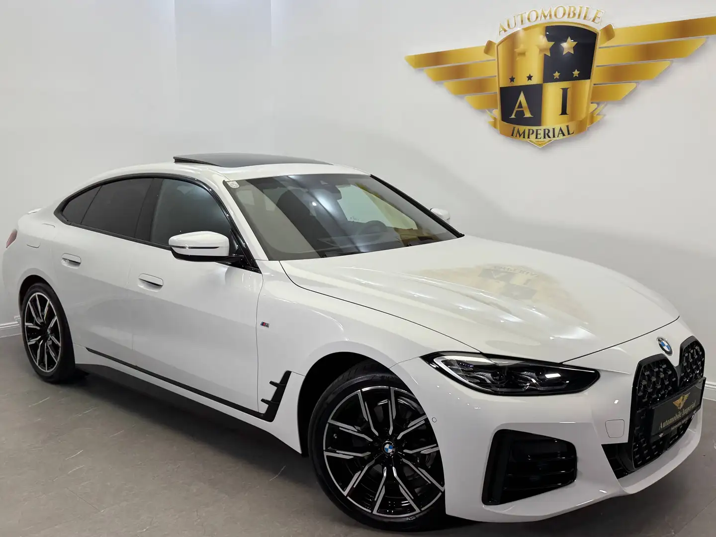 BMW 420 d Gran Coupe (G26) // M-SPORT // GLASDACH // 1.BESITZ // Weiß - 1