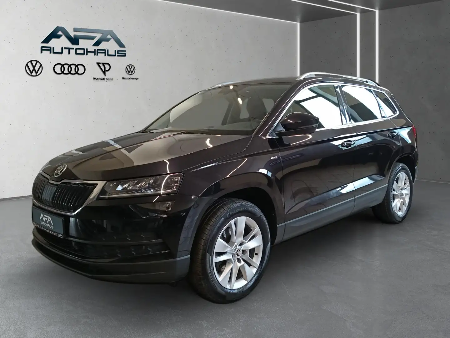 Skoda Karoq 2.0 TDI CLEVER 4x4 DSG AHK*Navi*LED*LM17 Schwarz - 2