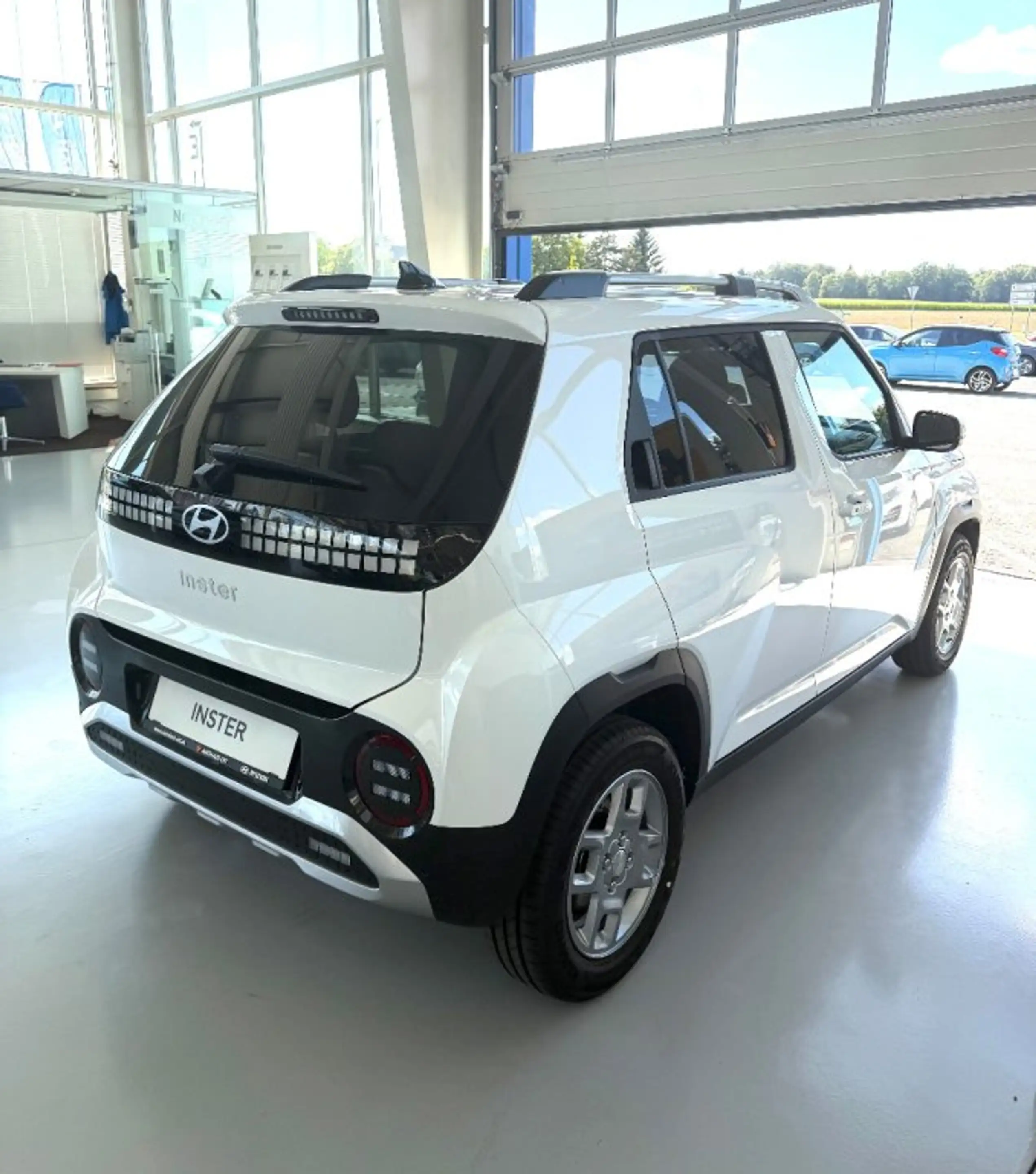 Hyundai Inster Trend Line 49kWh — photo 3