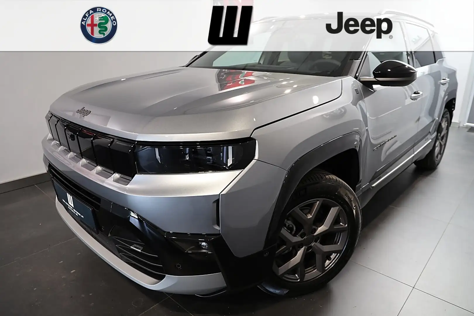 Jeep Compass 1.2 DCT6 e-Hybrid First Edition Schwarz - 1